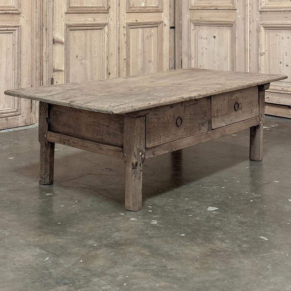 18th Century Rustic Country French Stripped Coffee Table For Sale 3