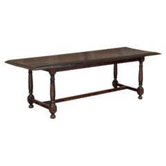Table à café en noyer français rustique du 18e siècle
