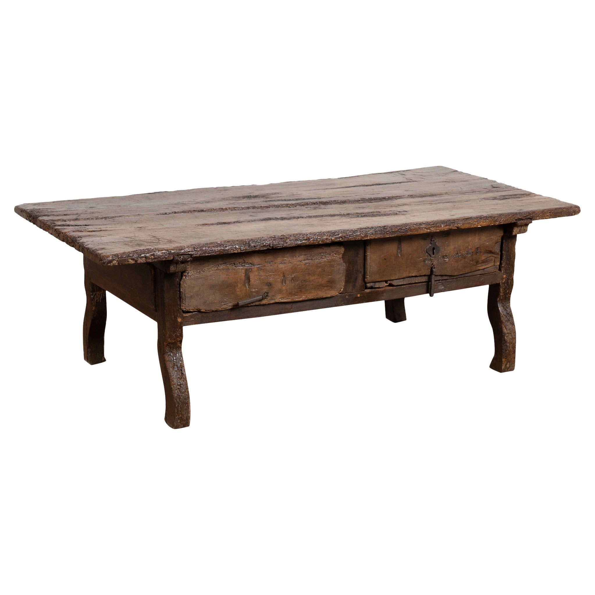 Table basse rustique en chêne foncé du XVIIIe siècle avec deux tiroirs en vente