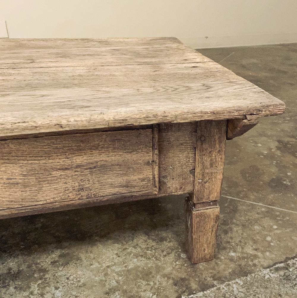 Table basse rustique hollandaise du 18e siècle en Oak Oak strié en vente 3