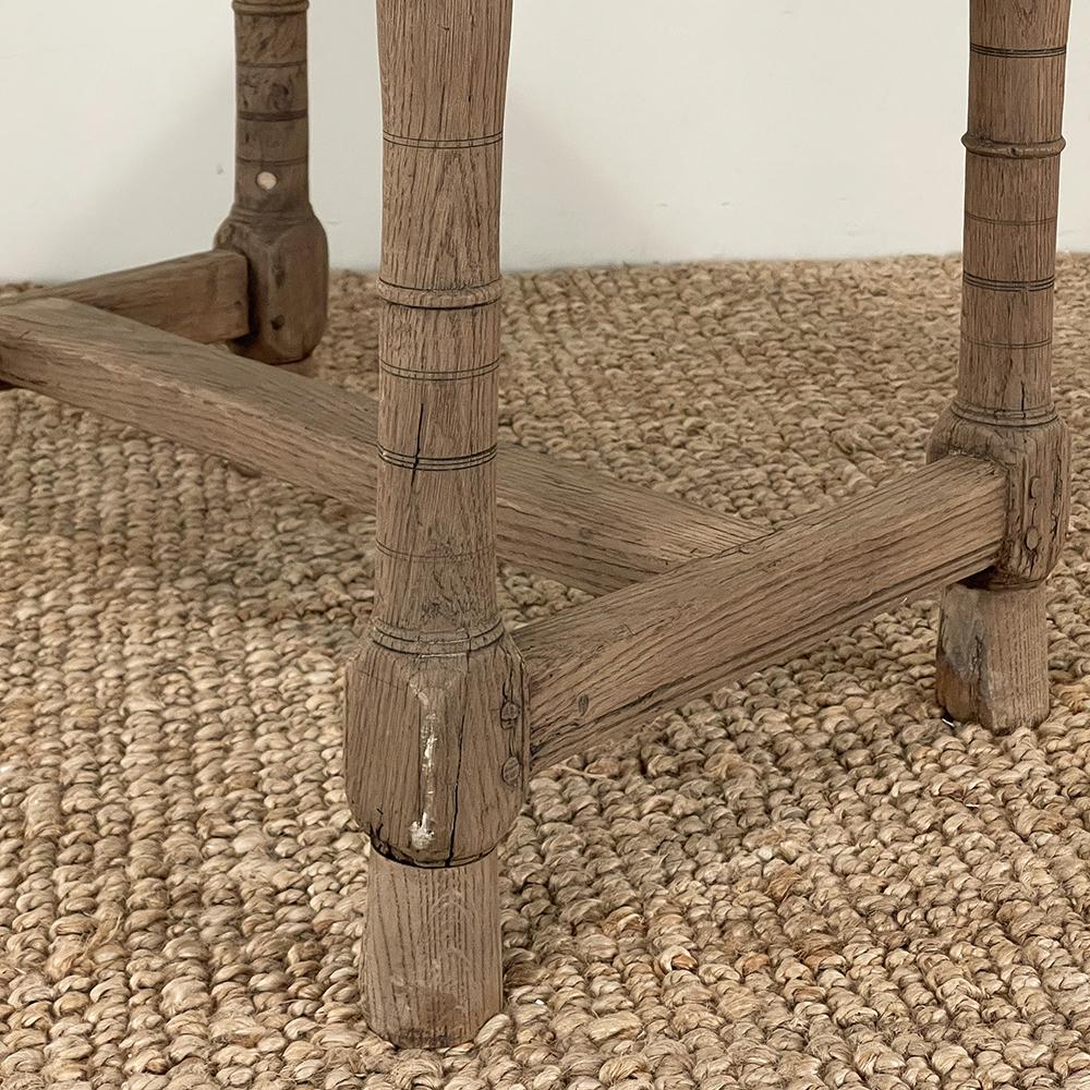 18th Century Rustic European End Table in Stripped Oak For Sale 2