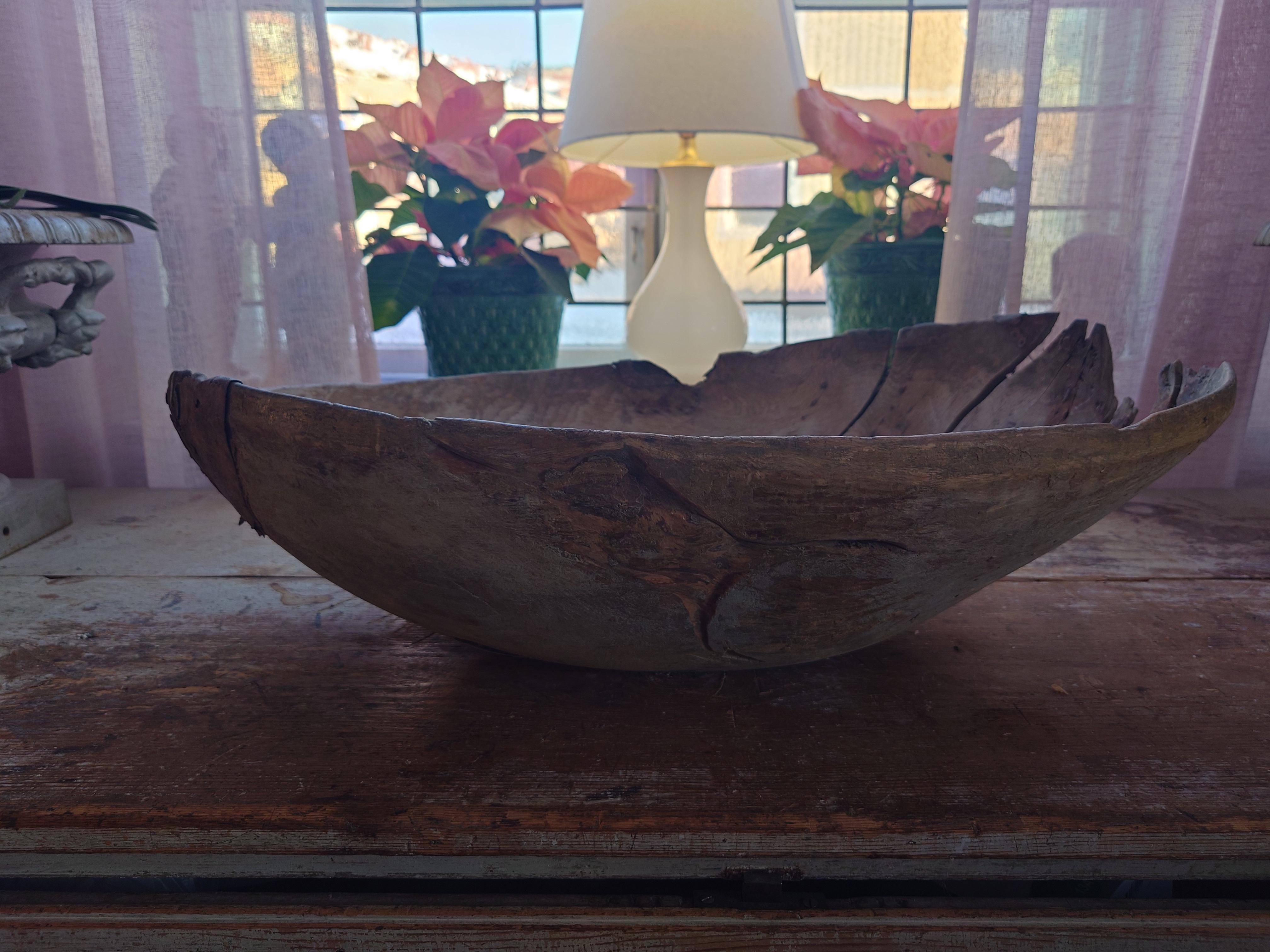 Pine 18th Century Rustic  Primitive genuine Folk Art Wooden bowl original paint For Sale
