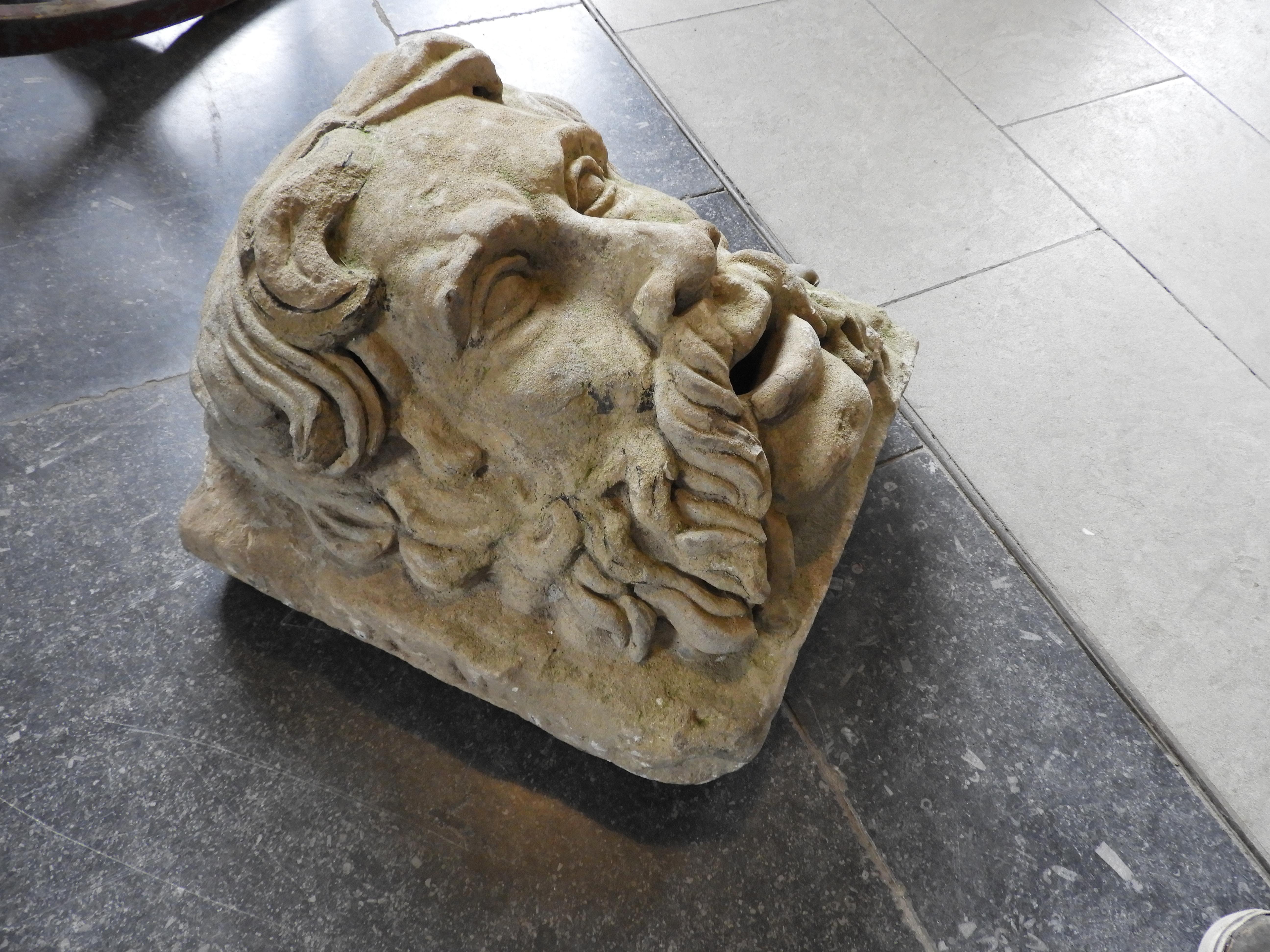 18th century sandstone fountain head with a very nice patines, good piece!