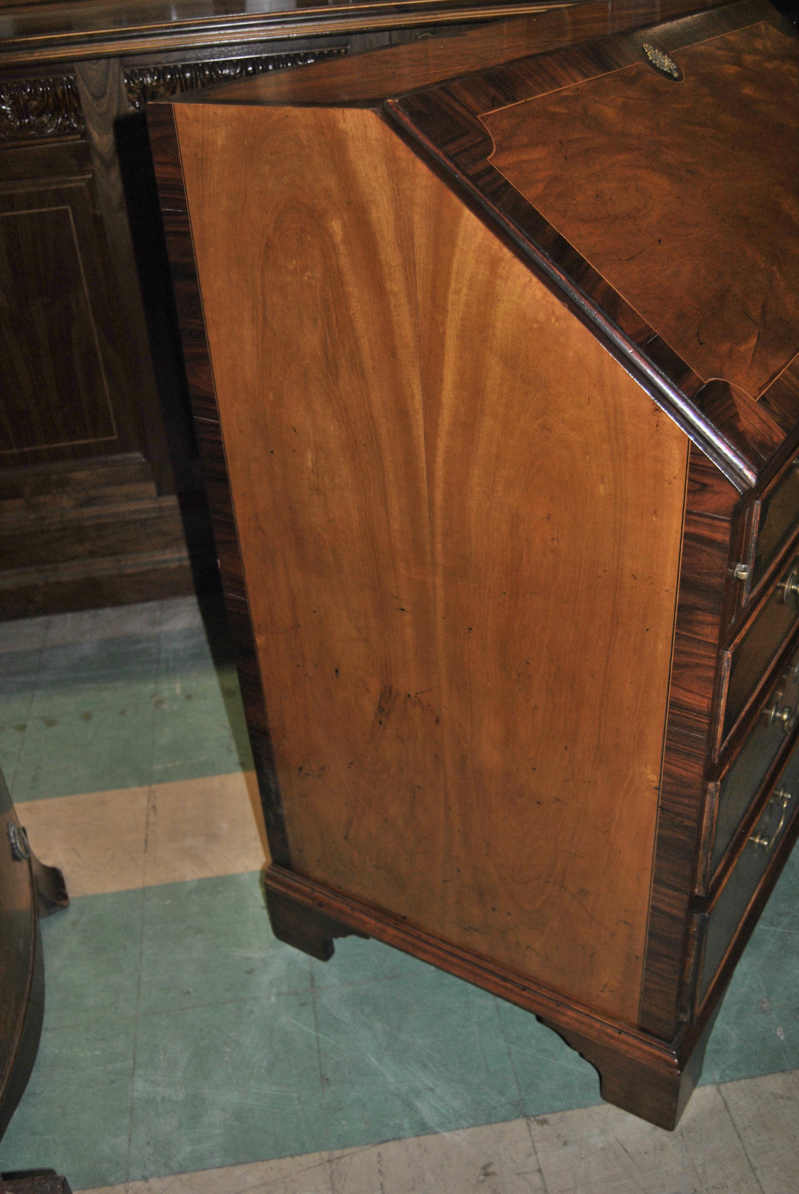 18th Century Satin Mahogany and Rosewood Secretary In Good Condition For Sale In Savannah, GA