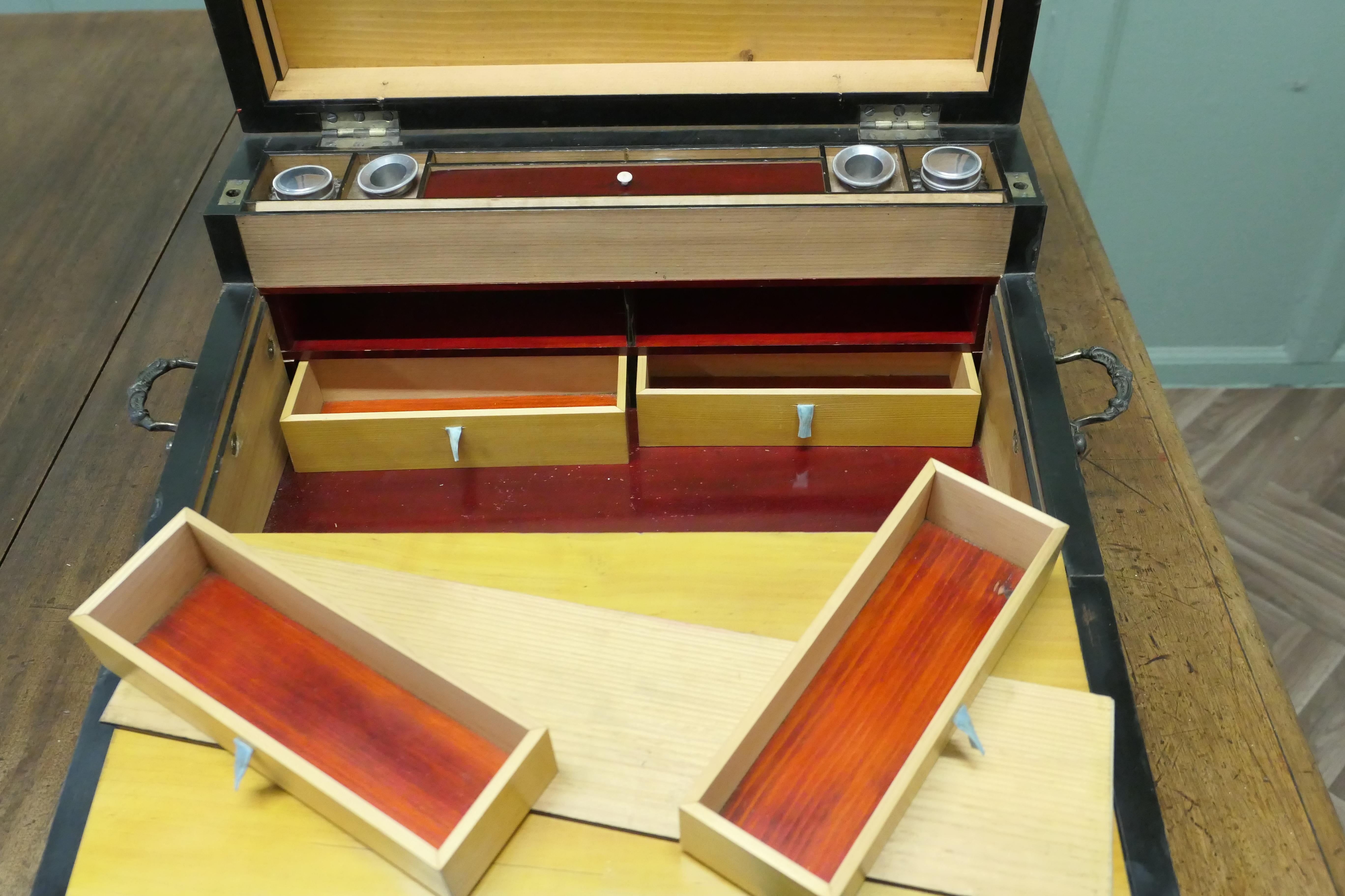Georgian 18th Century Satinwood Traveling Writing Slope or Lap Desk For Sale