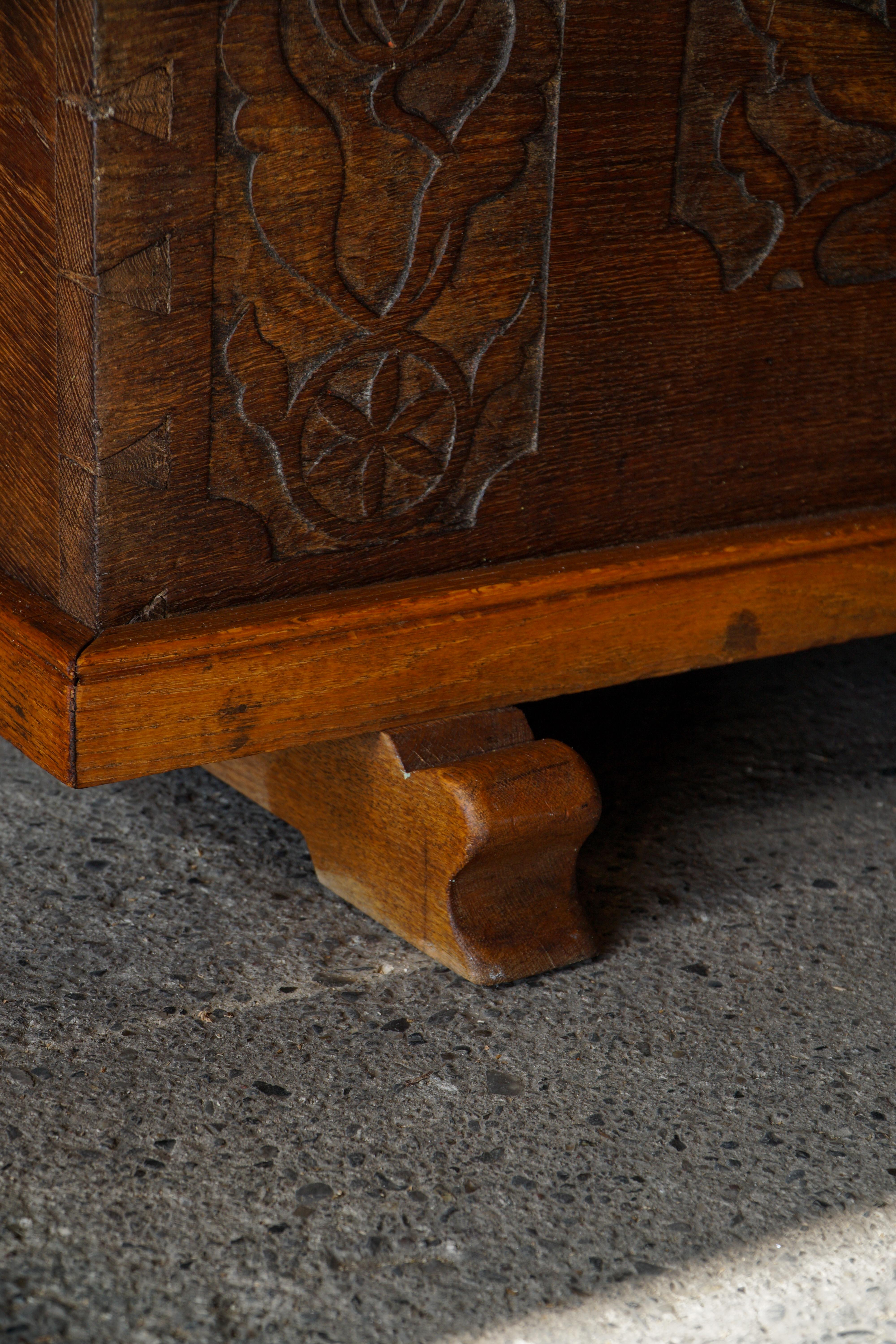 18th Century Scandinavian Folk Art Oak Chest with Carved Panels, Dated 1764 For Sale 8