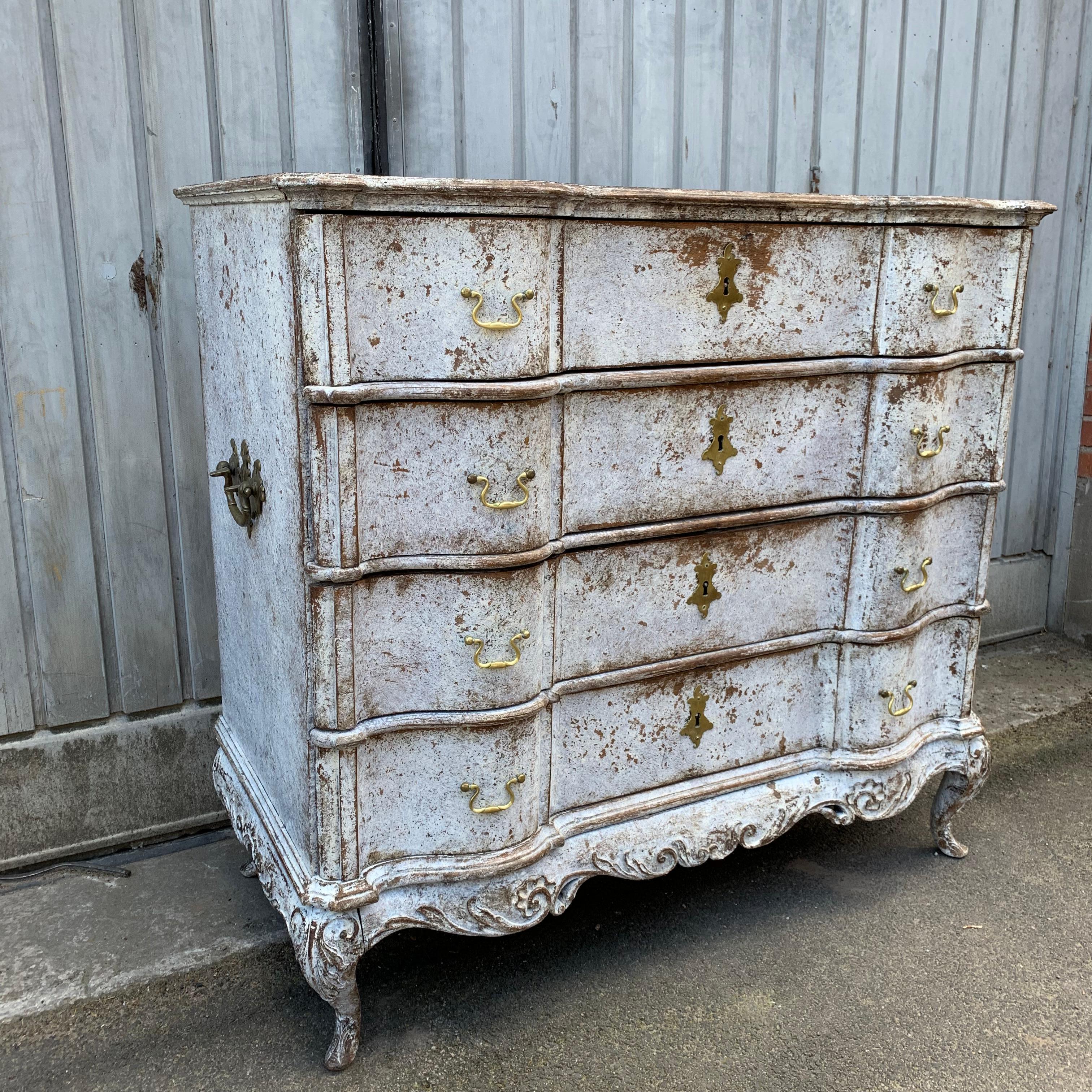 18th Century Scandinavian Painted Baroque Chest of Drawers For Sale 8