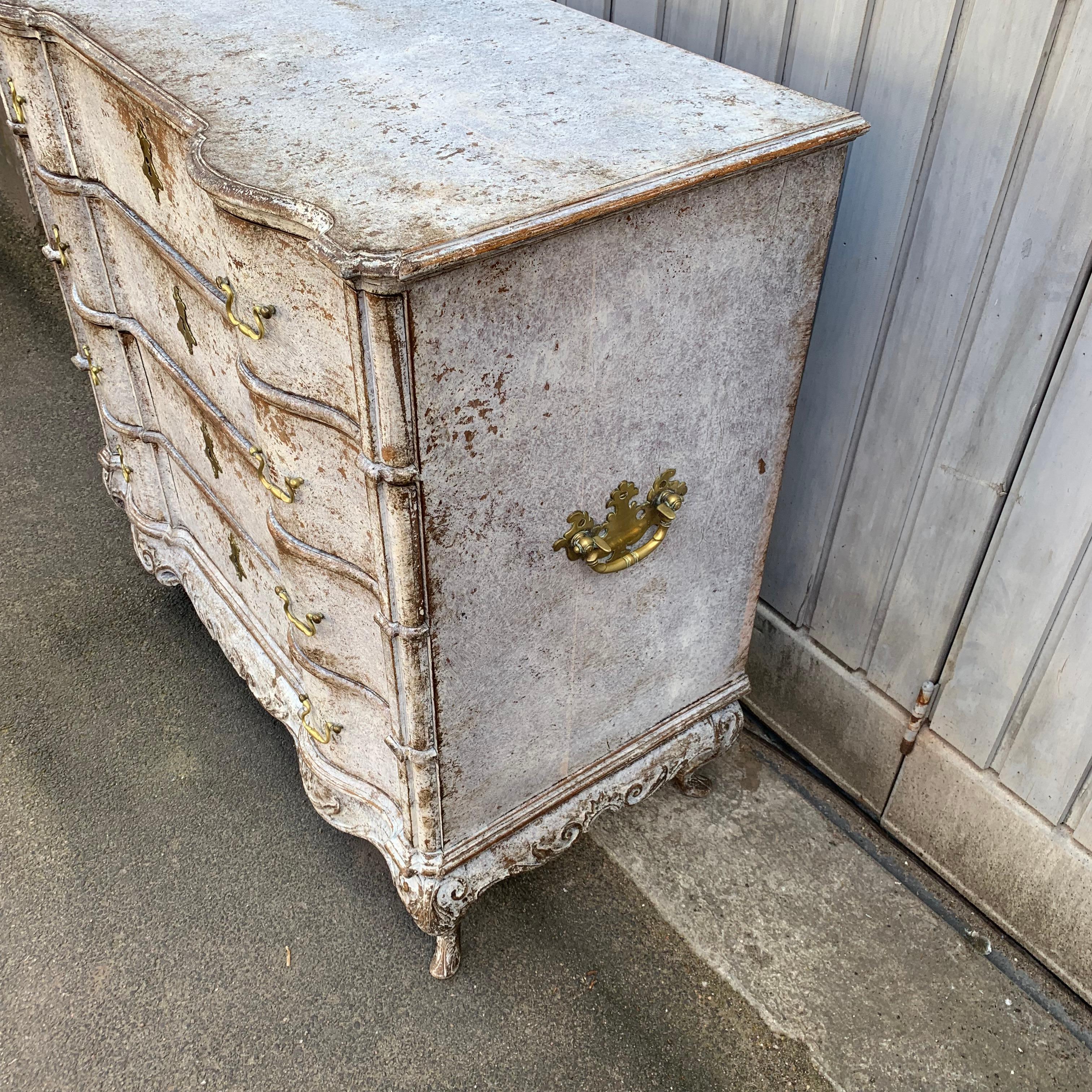 18th Century Scandinavian Painted Baroque Chest of Drawers For Sale 10