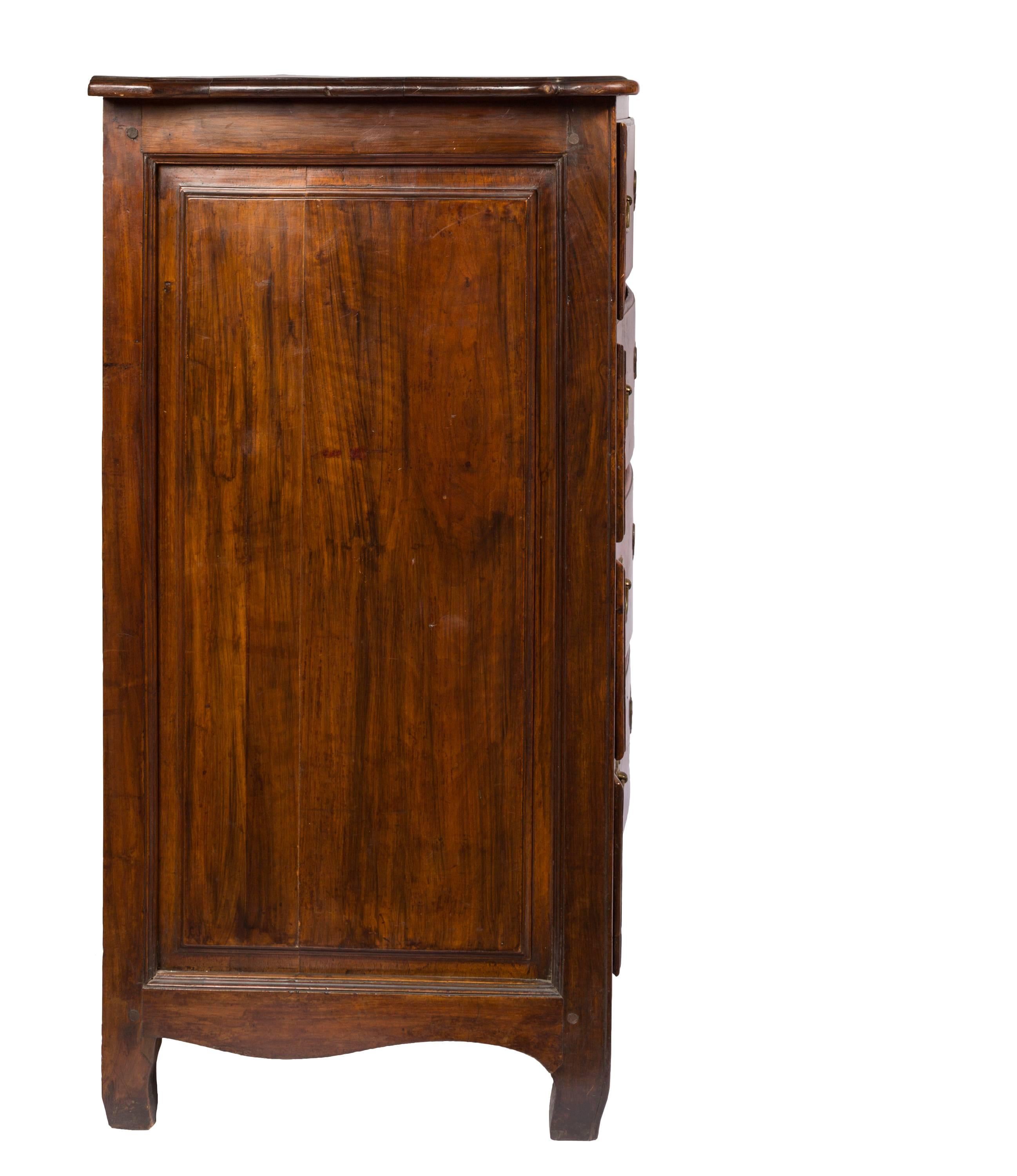 Walnut 18th Century Serpentine Bow Front Butler's Desk or Bureau Desk For Sale