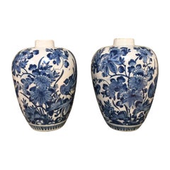 18th century Set of Dutch Delft vases with Birds of Paradise