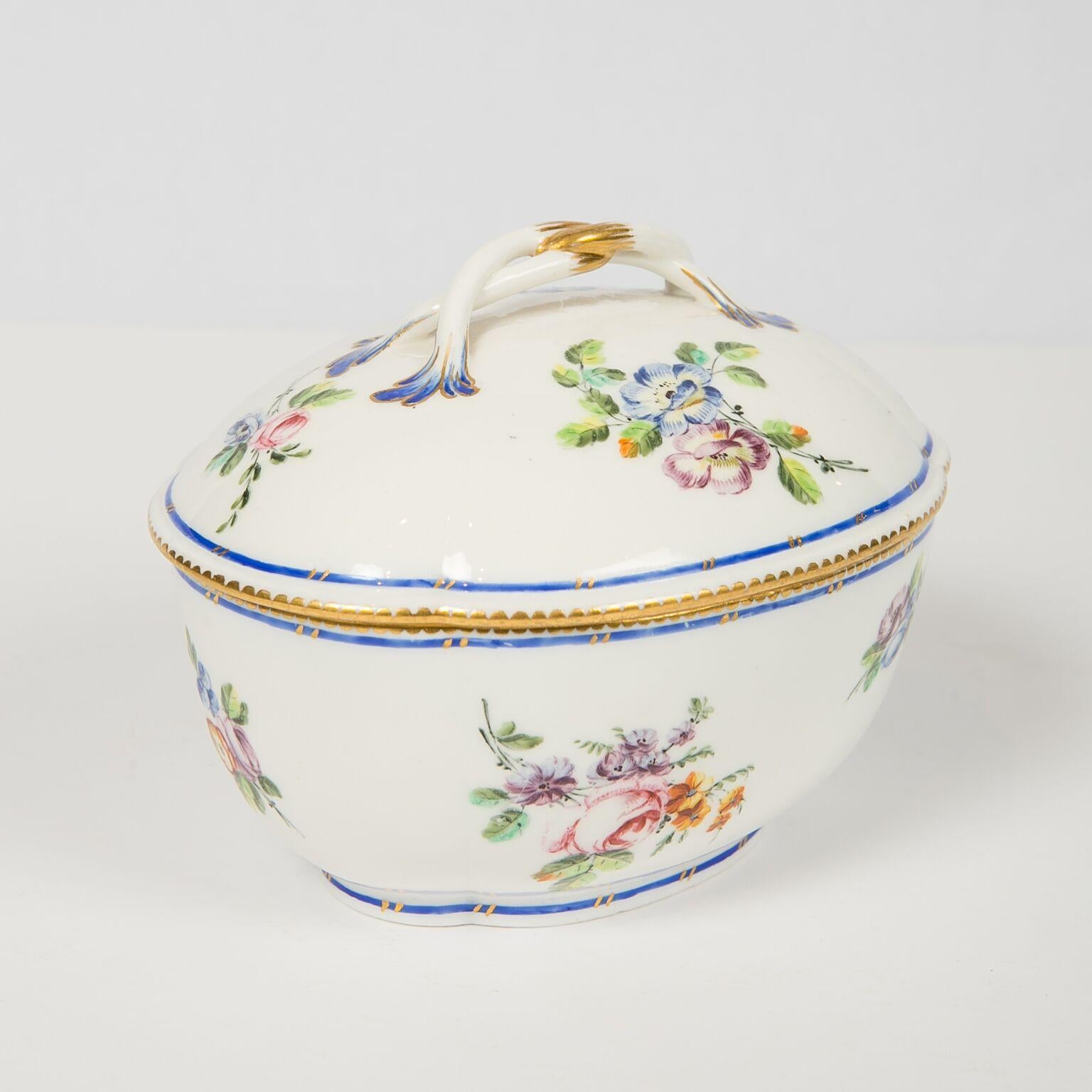 Rococo 18th Century Sèvres Covered Bowl Made in 1764