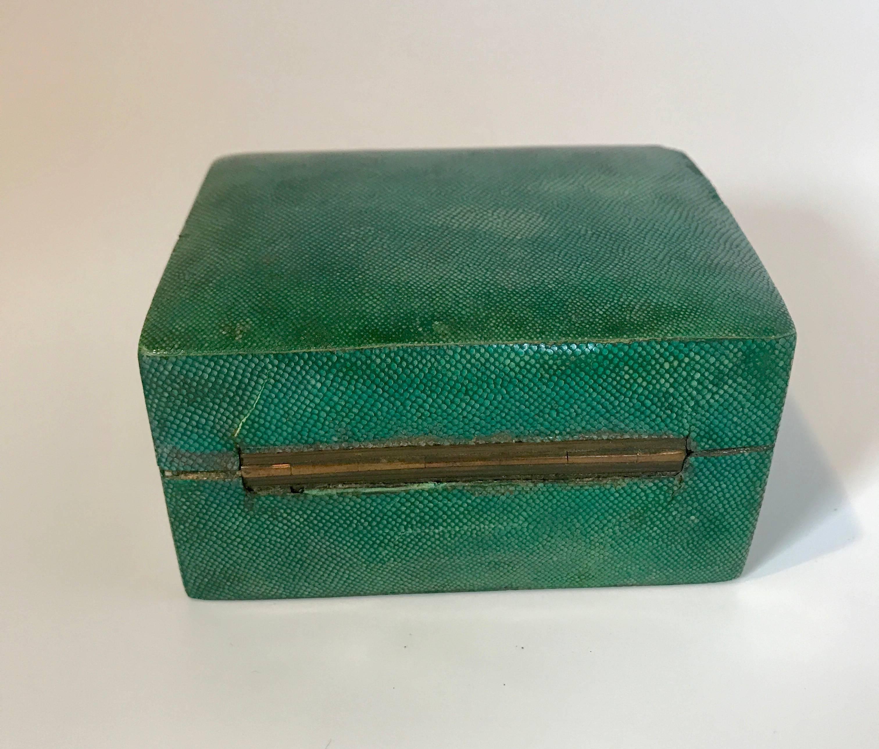 18th Century Shagreen Box with Green Leather Interior In Good Condition For Sale In Nashville, TN