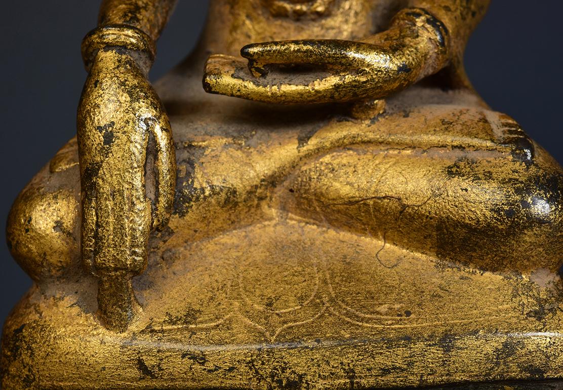 18th Century and Earlier 18th Century, Shan, Antique Burmese Bronze Seated Crowned Buddha
