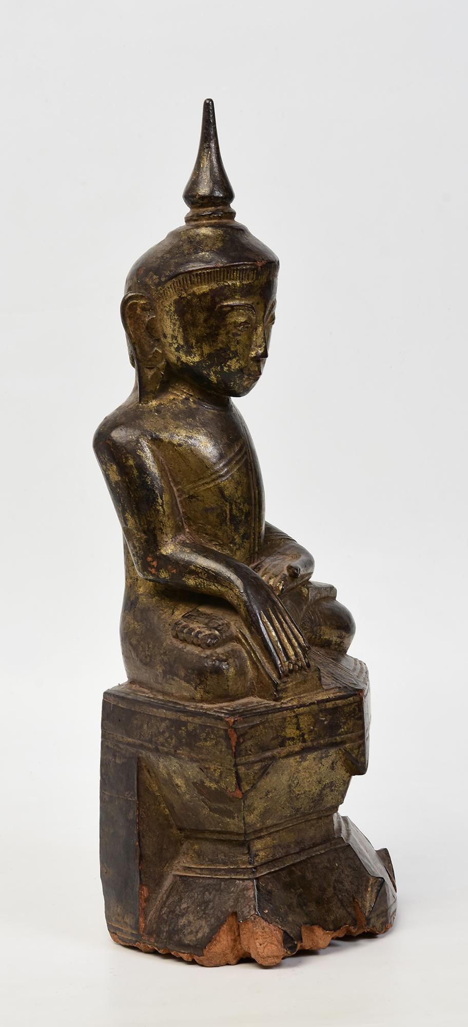 18. Jahrhundert, Shan, antiker burmesischer sitzender Buddha aus Holz 6