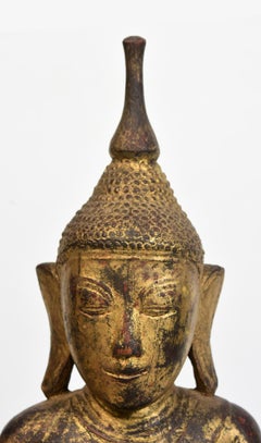 18. Jahrhundert, Shan, antiker burmesischer sitzender Buddha aus Holz