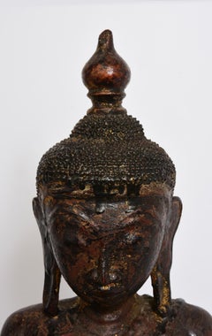 18. Jahrhundert, Shan, antiker burmesischer sitzender Buddha aus Holz