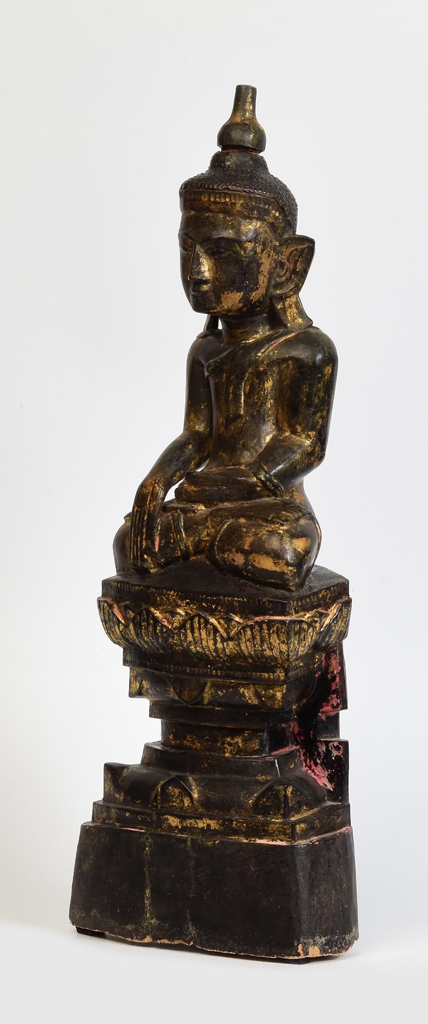 18th Century, Shan, Antique Burmese Wooden Seated Buddha For Sale 1