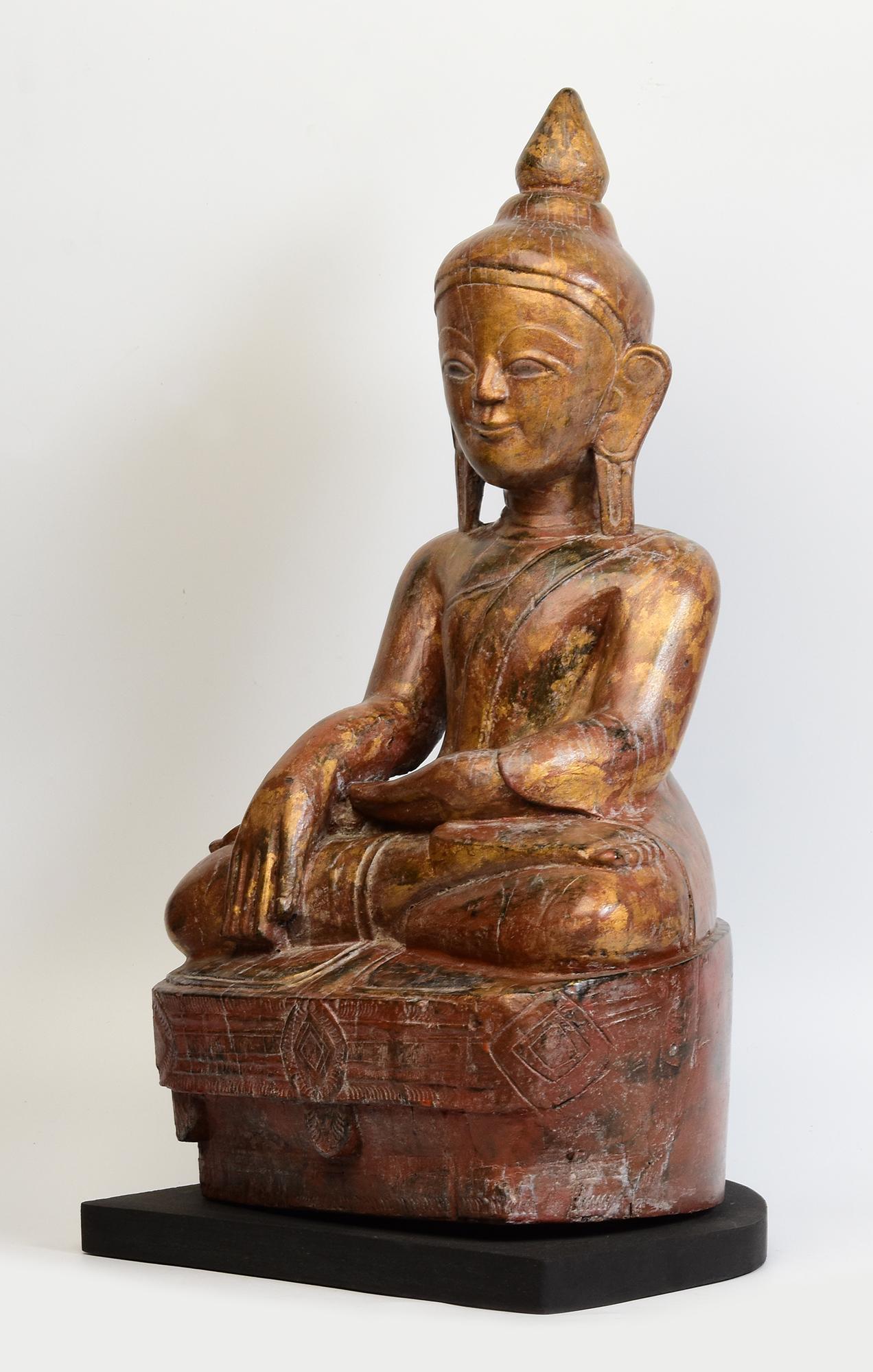 18th Century, Shan, Antique Burmese Wooden Seated Buddha For Sale 1