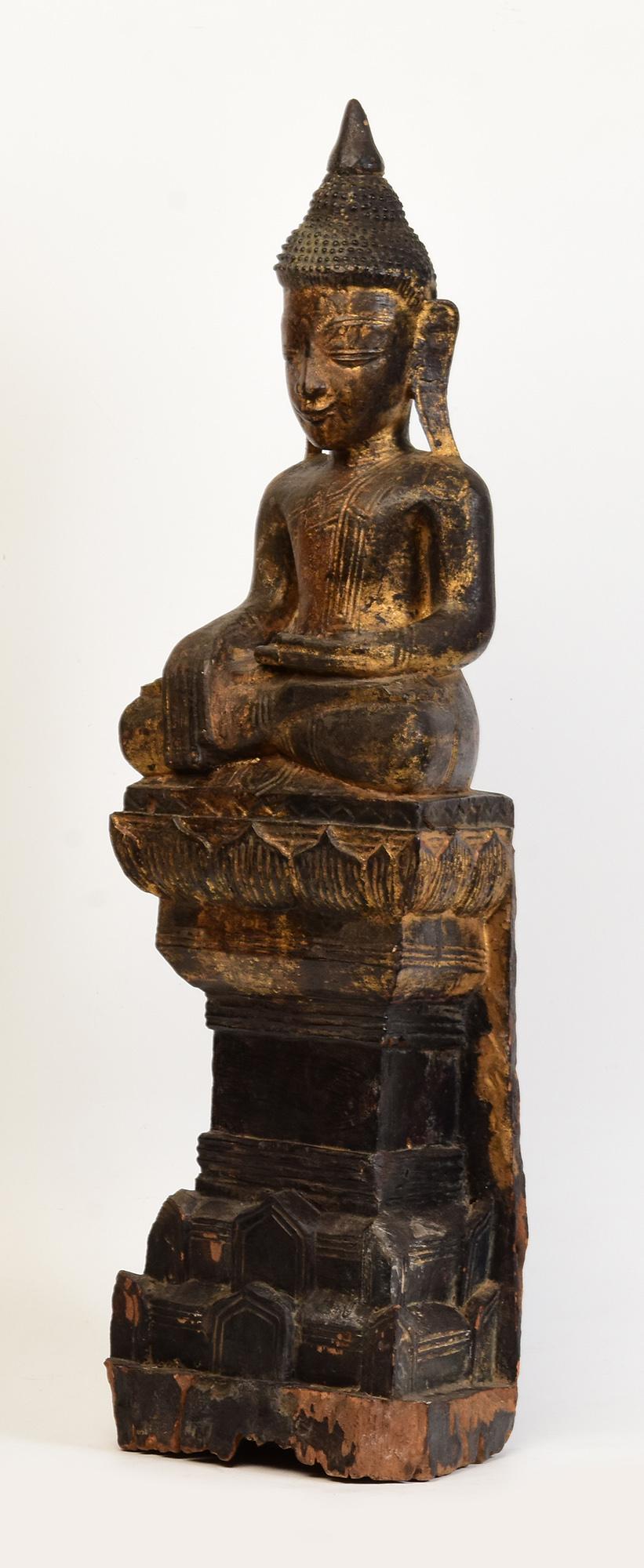 18th Century, Shan, Antique Burmese Wooden Seated Buddha For Sale 1