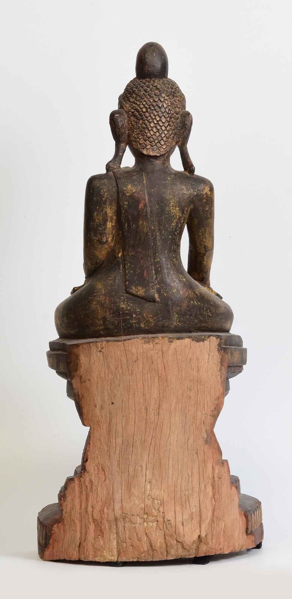 18. Jahrhundert, Shan, antiker burmesischer sitzender Buddha aus Holz im Angebot 2