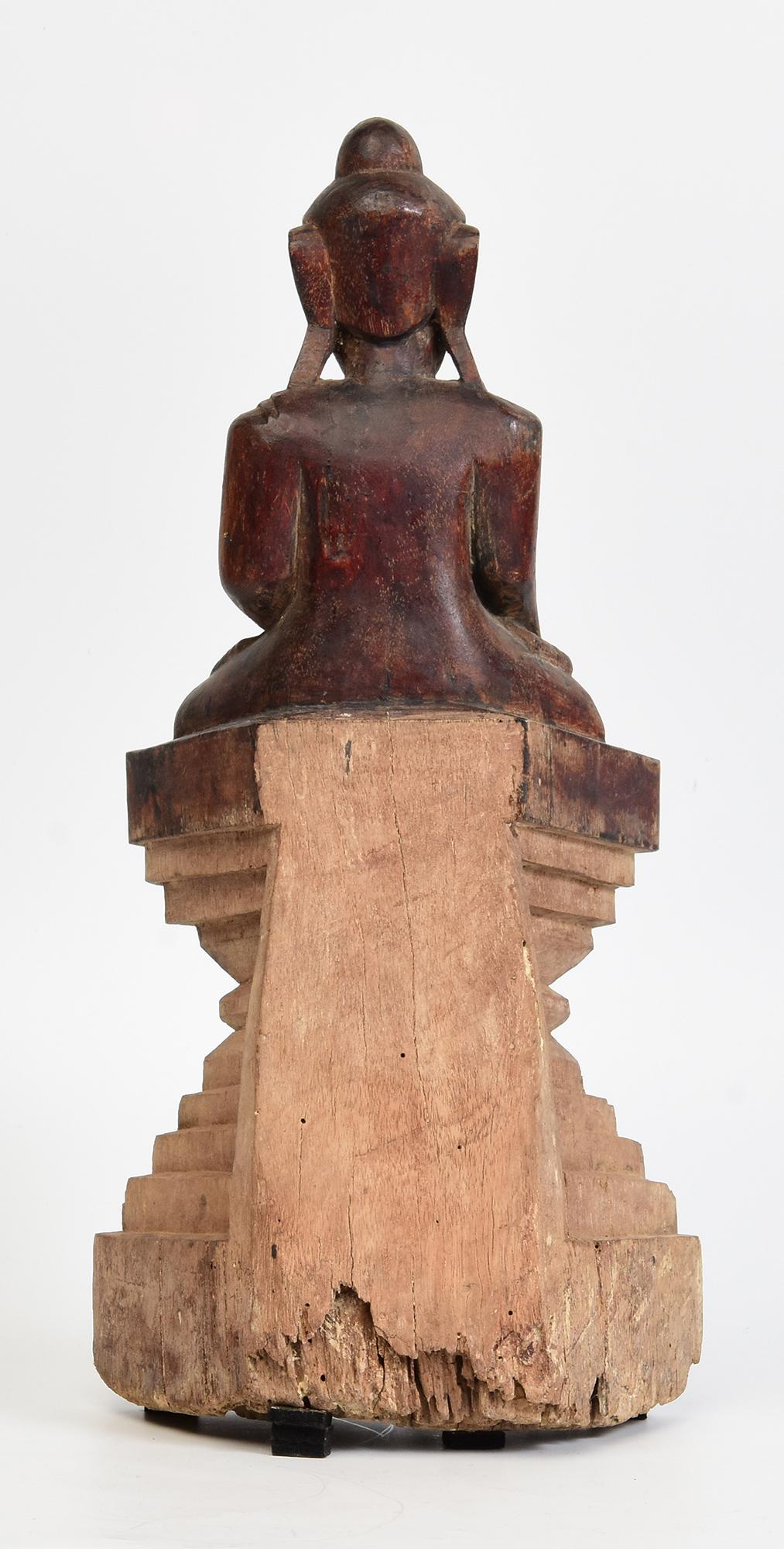 18th Century, Shan, Antique Burmese Wooden Seated Buddha For Sale 3