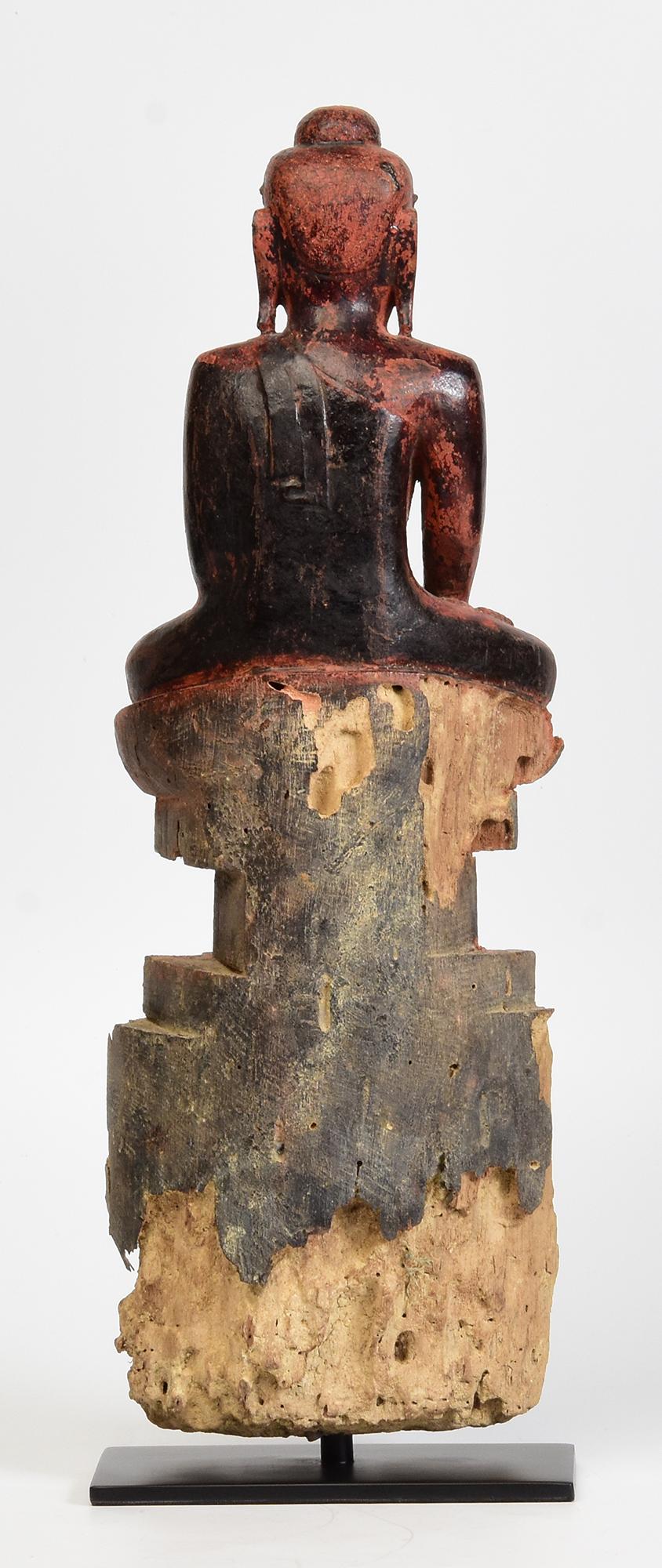 18th Century, Shan, Antique Burmese Wooden Seated Buddha For Sale 3