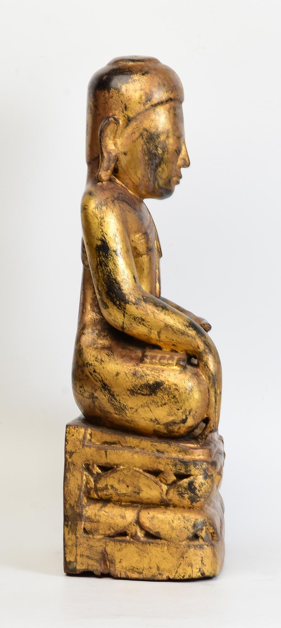 17th Century, Shan, Antique Burmese Wooden Seated Buddha with Gilded Gold For Sale 5