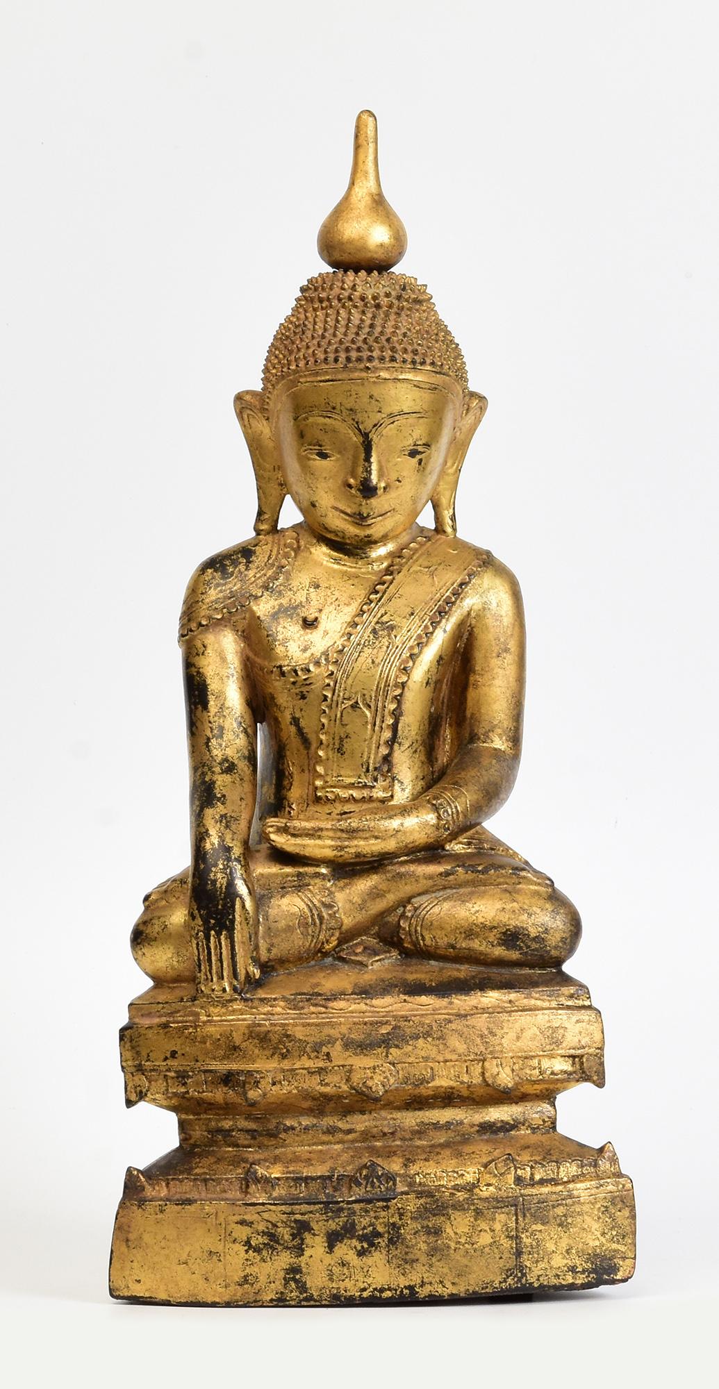 18th Century, Shan, Antique Burmese Wooden Seated Buddha with Gilded Gold For Sale 7