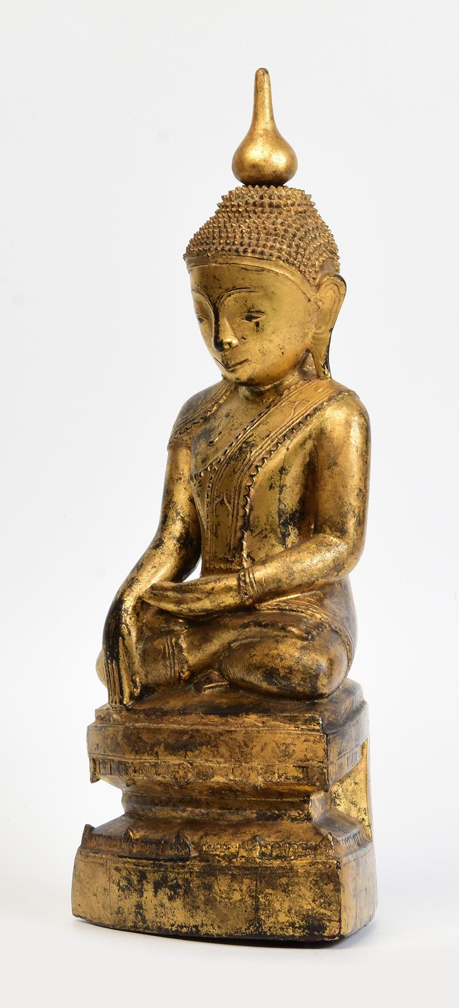 18th Century, Shan, Antique Burmese Wooden Seated Buddha with Gilded Gold For Sale 1