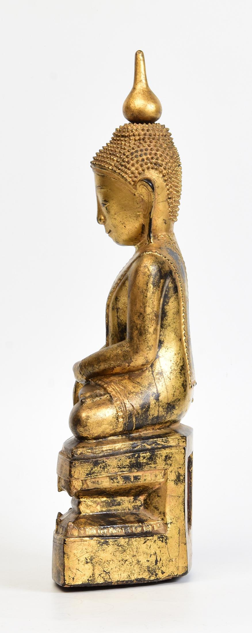 18th Century, Shan, Antique Burmese Wooden Seated Buddha with Gilded Gold For Sale 2