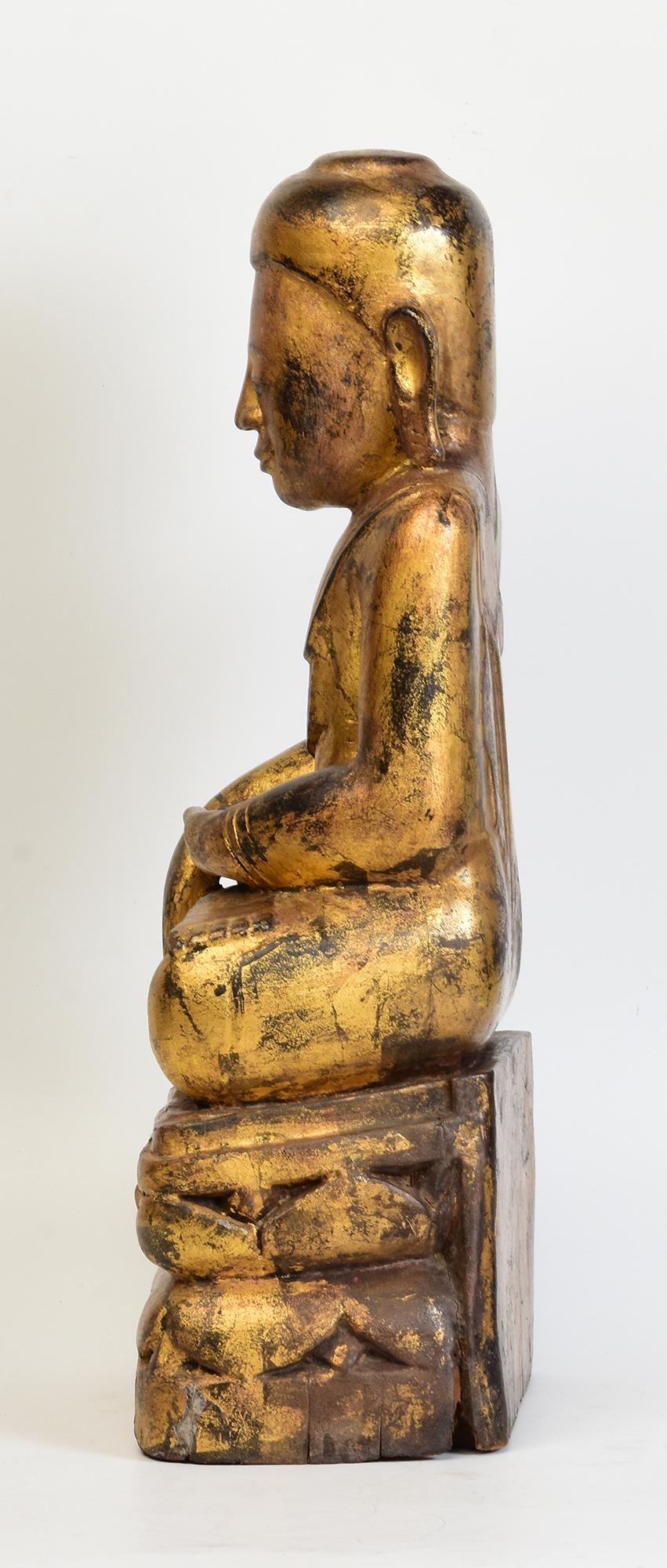 17th Century, Shan, Antique Burmese Wooden Seated Buddha with Gilded Gold For Sale 2