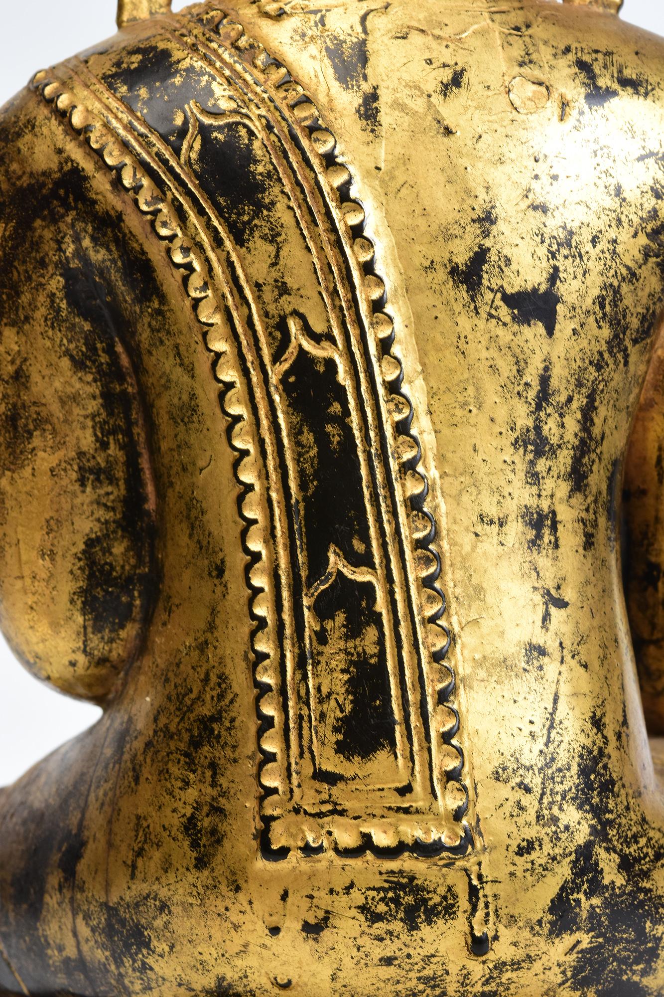18th Century, Shan, Antique Burmese Wooden Seated Buddha with Gilded Gold For Sale 4