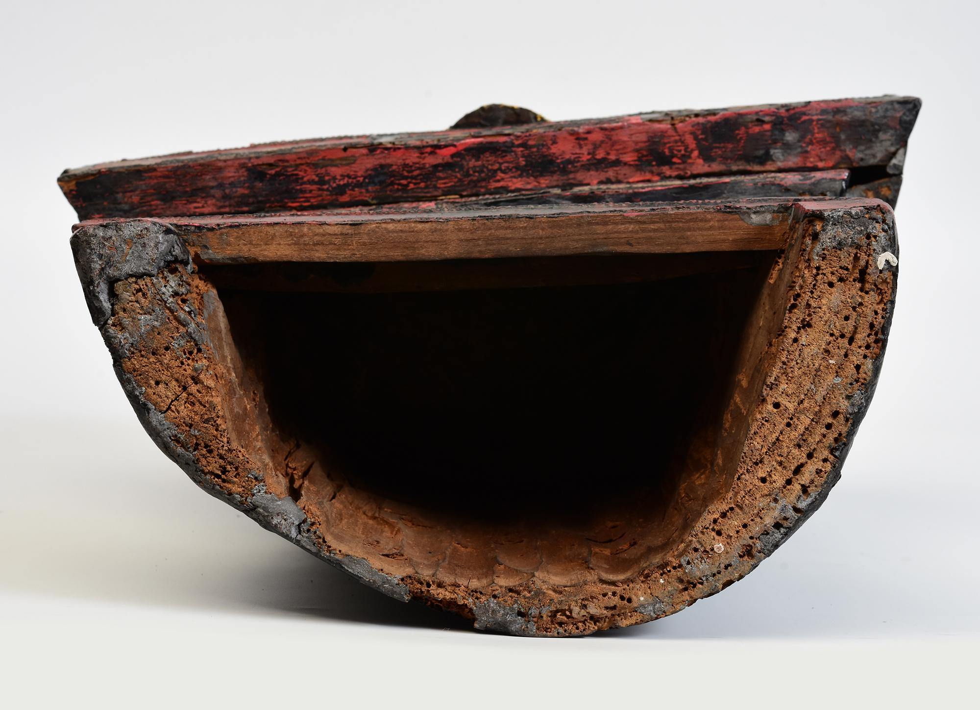 18th Century, Shan, Antique Burmese Wooden Seated Crowned Buddha For Sale 10