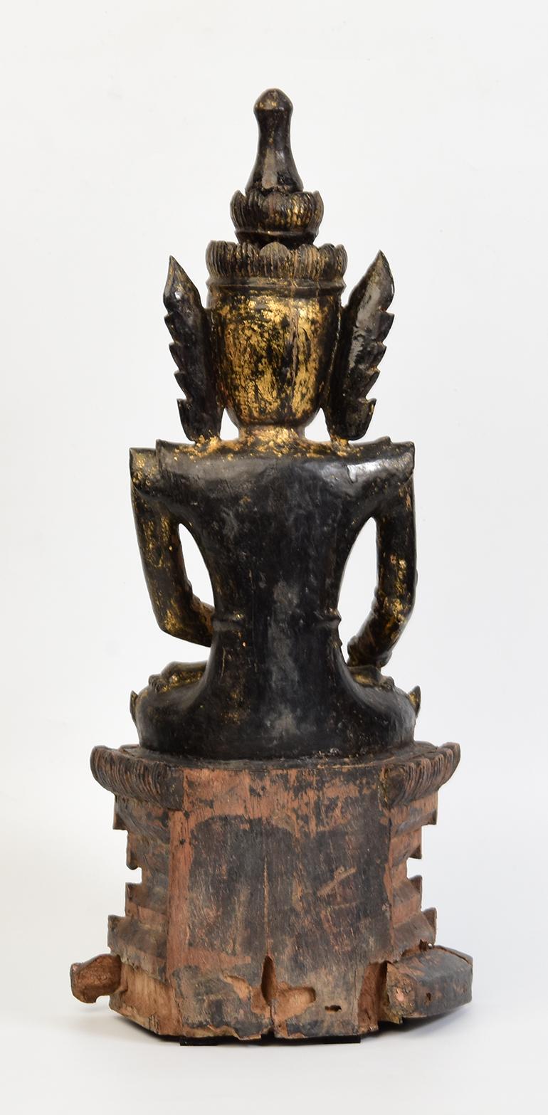 18th Century, Shan, Antique Burmese Wooden Seated Crowned Buddha For Sale 3