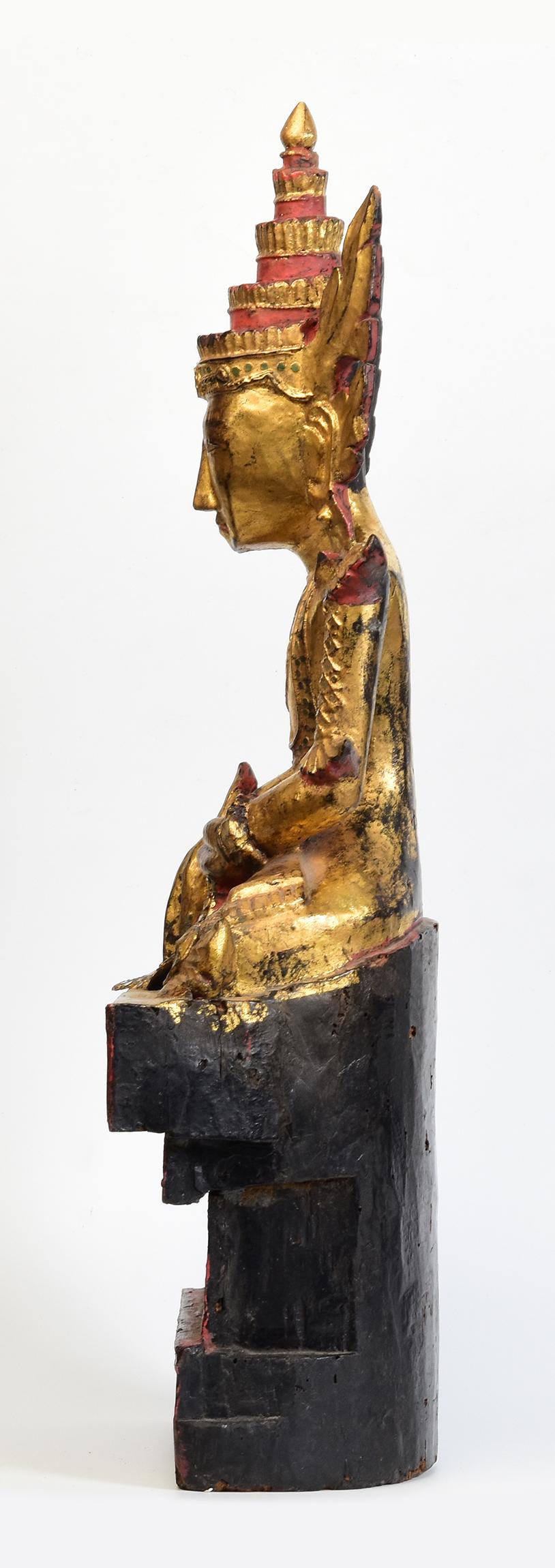 18th Century, Shan, Antique Burmese Wooden Seated Crowned Buddha For Sale 3