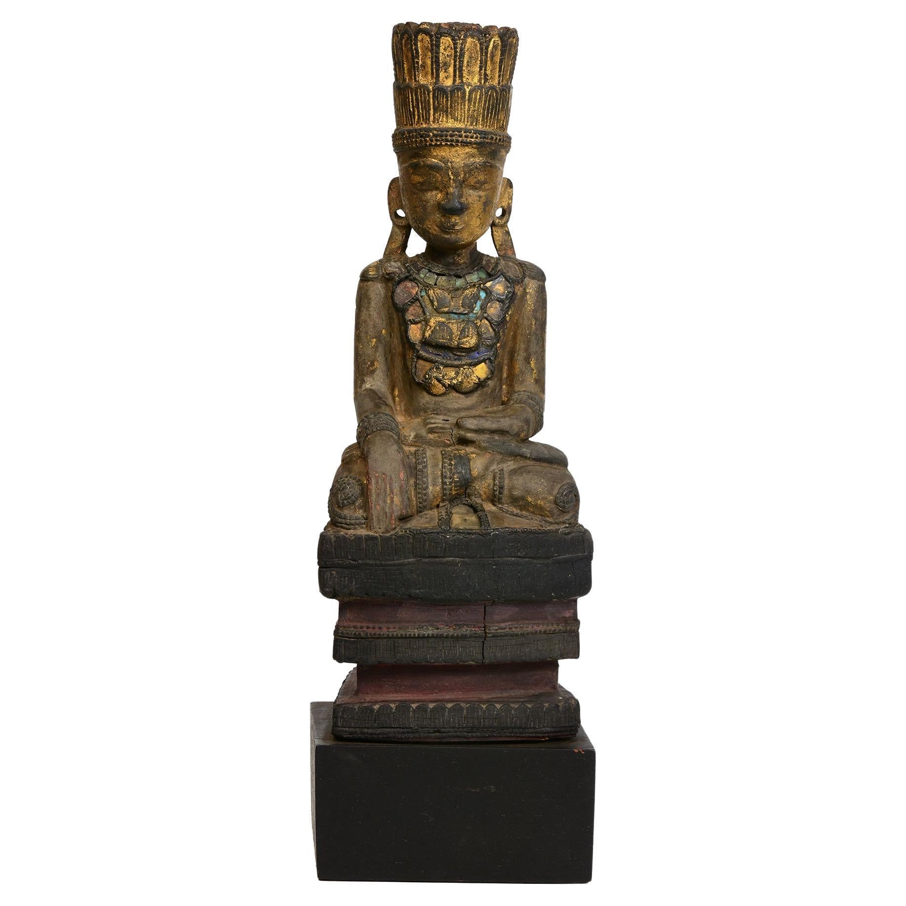 18. Jahrhundert, Shan, Antiker burmesischer sitzender König mit gekröntem Buddha aus Holz