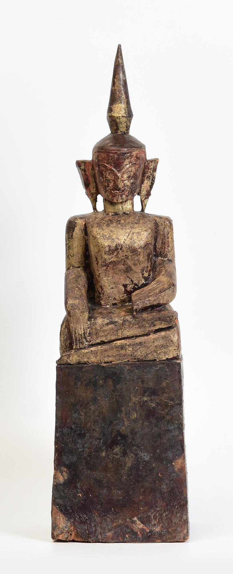 18th Century, Shan, Antique Tai Lue Burmese Wooden Seated Buddha 7
