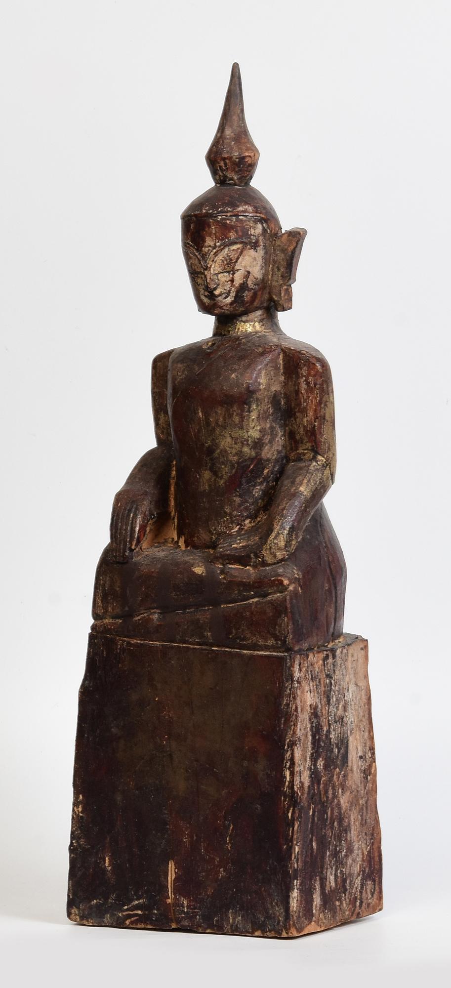 18th Century, Shan, Antique Tai Lue Burmese Wooden Seated Buddha For Sale 1