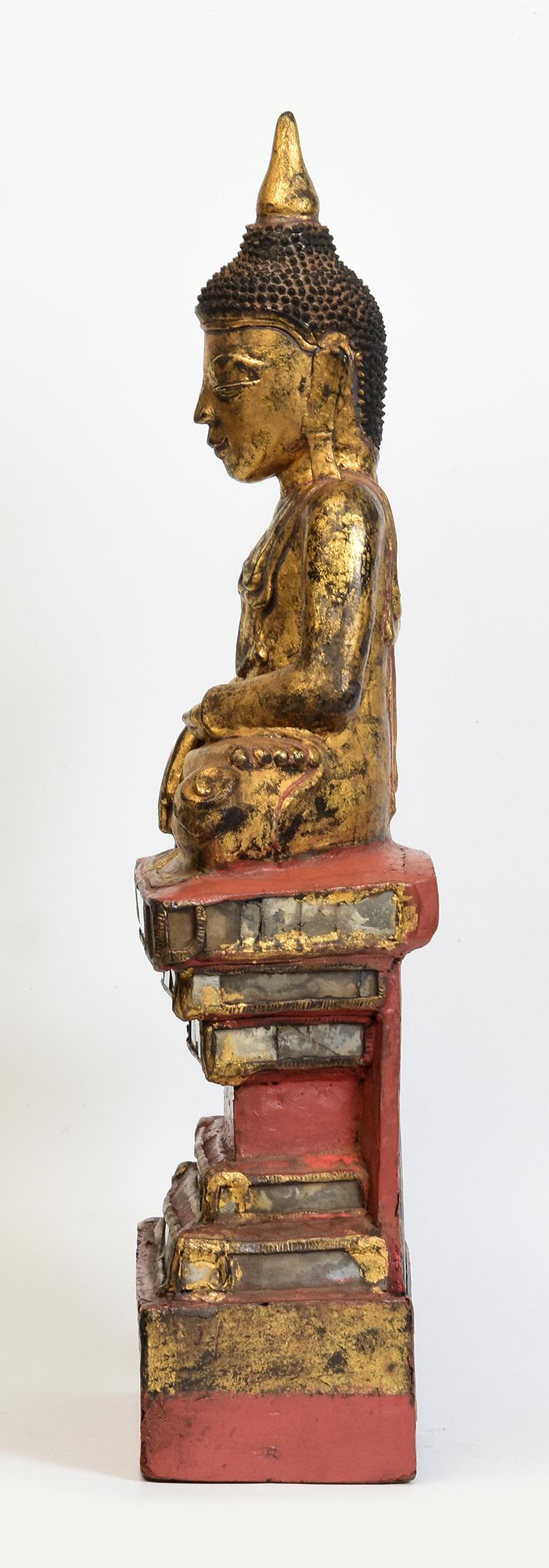 18th Century, Shan, Antique Tai Yai Burmese Wooden Seated Buddha For Sale 2