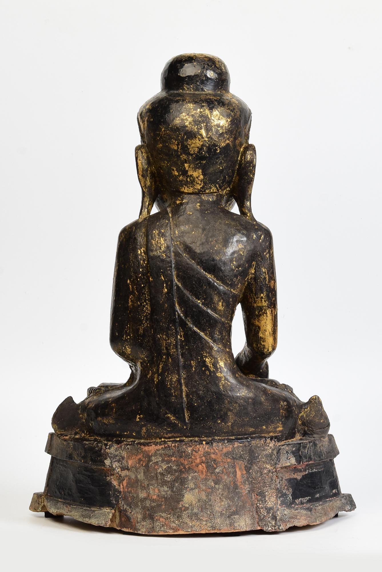 18. Jahrhundert, Shan, antiker burmesischer sitzender Buddha aus Holz im Tai Yai-Stil im Angebot 2