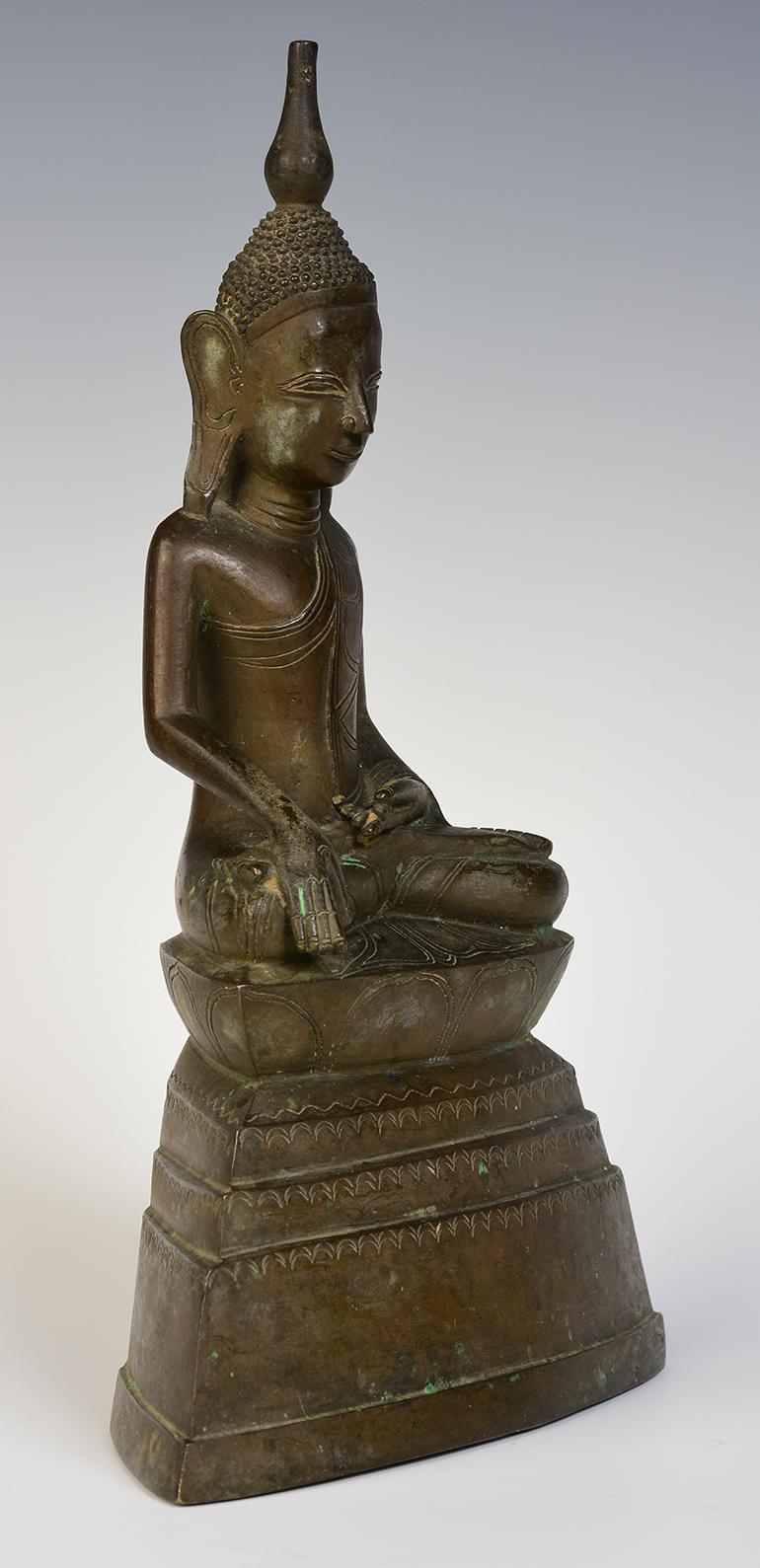 18th Century, Shan, Antique Burmese Bronze Seated Buddha 6