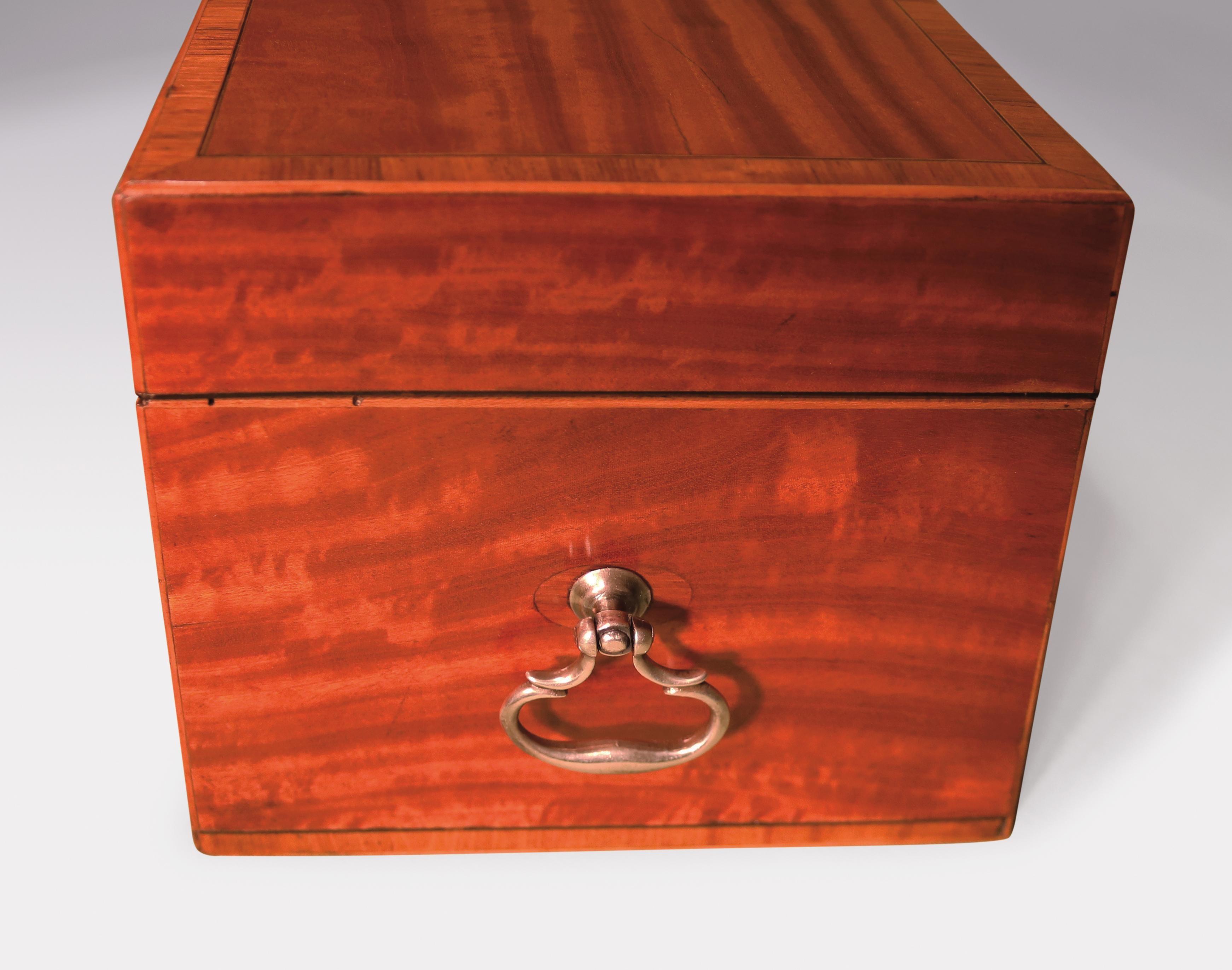 18th Century Sheraton Tulipwood and Satinwood Tea Caddy In Excellent Condition In London, GB