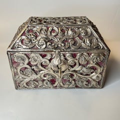 Silberne Kiste / Truhe aus dem 18.