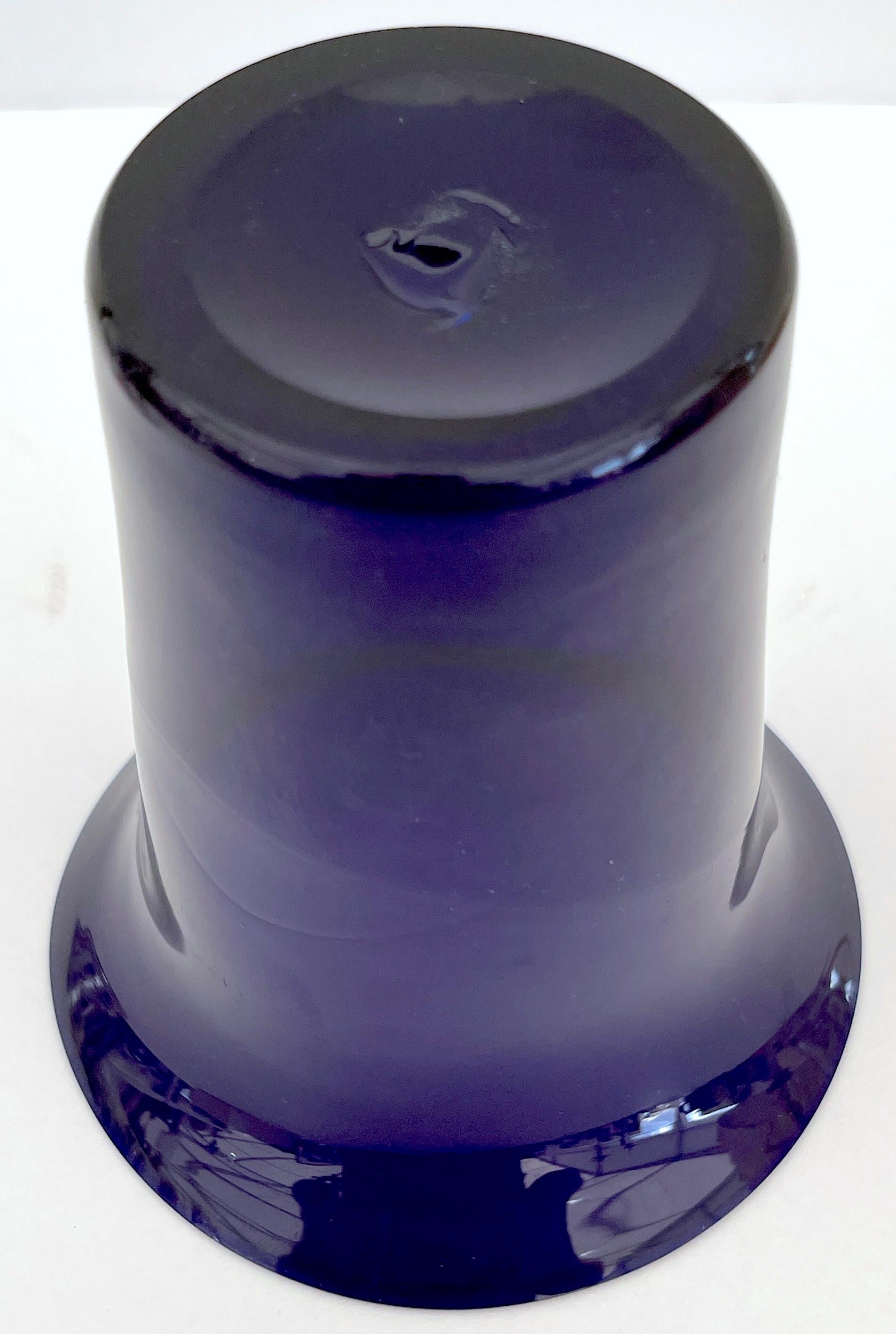 Vaso in argento e vetro cobalto del XVIII secolo, Prima Repubblica francese, Parigi 1798 in vendita 6