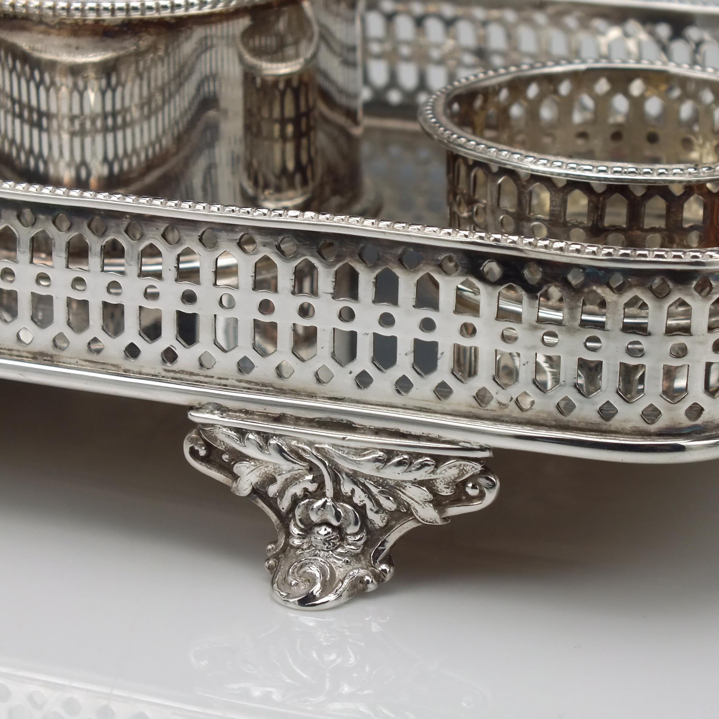 18th Century Silver Plate Inkstand, circa 1790 For Sale 1