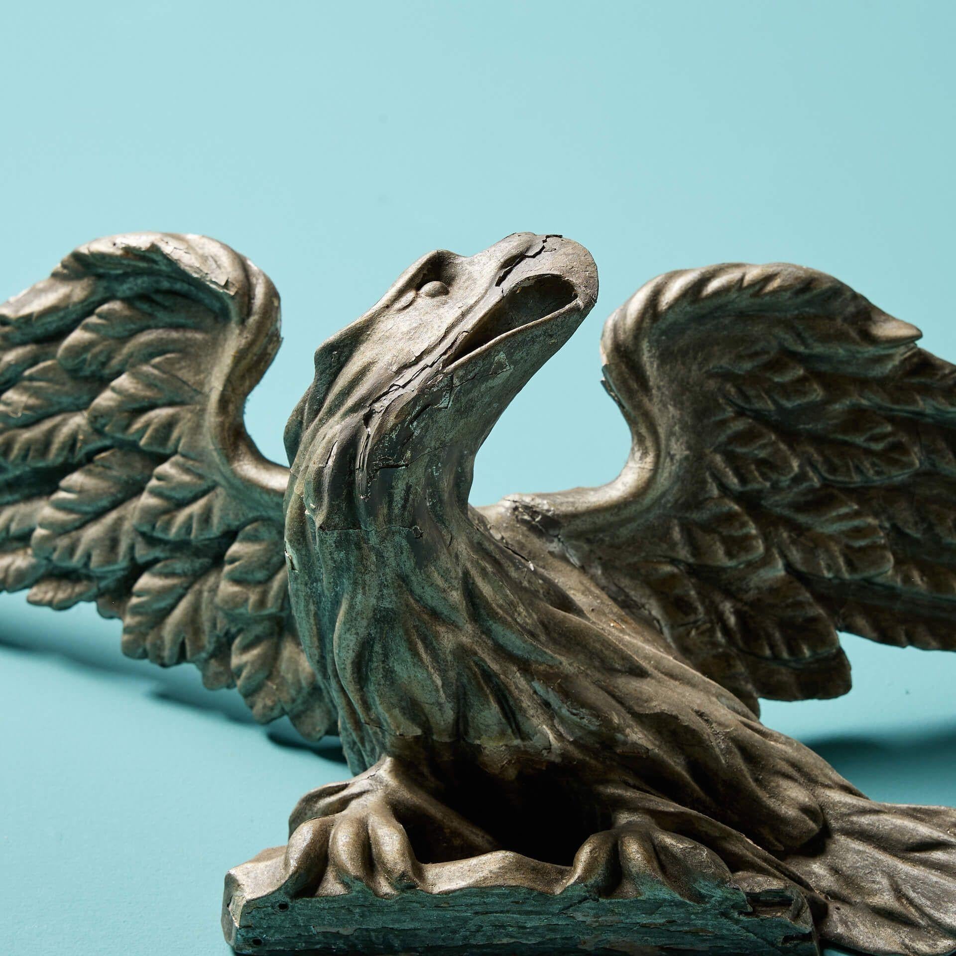 Inglese Scultura di aquila argentata del XVIII secolo in vendita