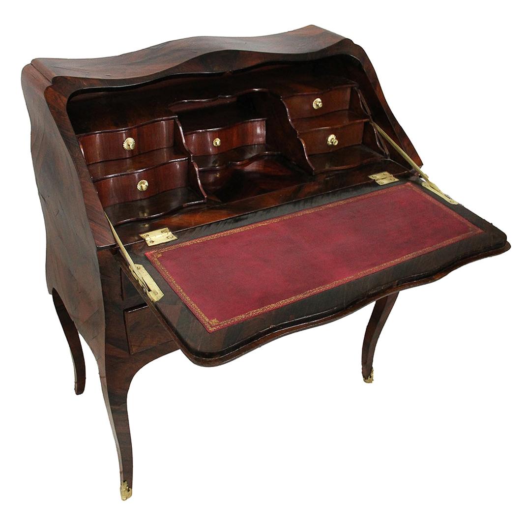 18th Century Slant-Front Curved Desk in Violet Wood Louis XV Style and Period For Sale