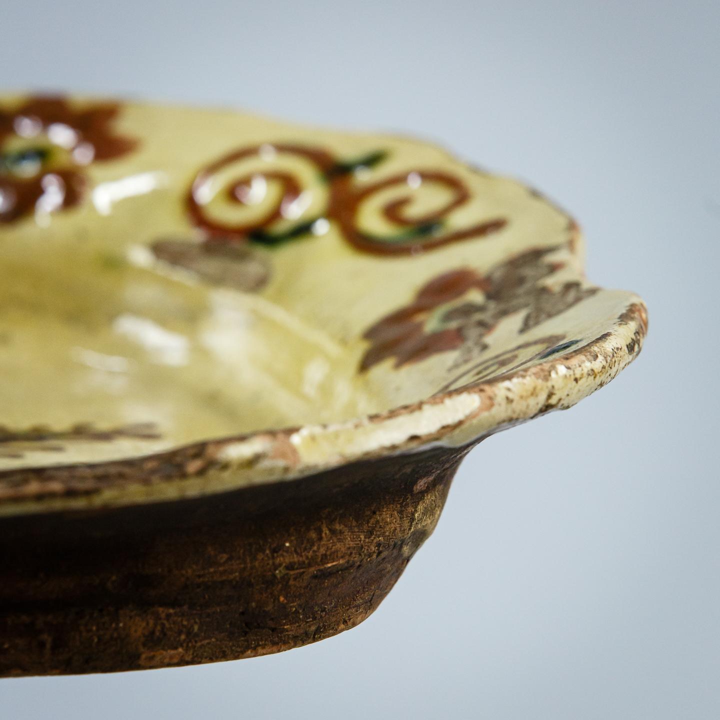 18th Century Slipware Marriage Serving Plate For Sale 4