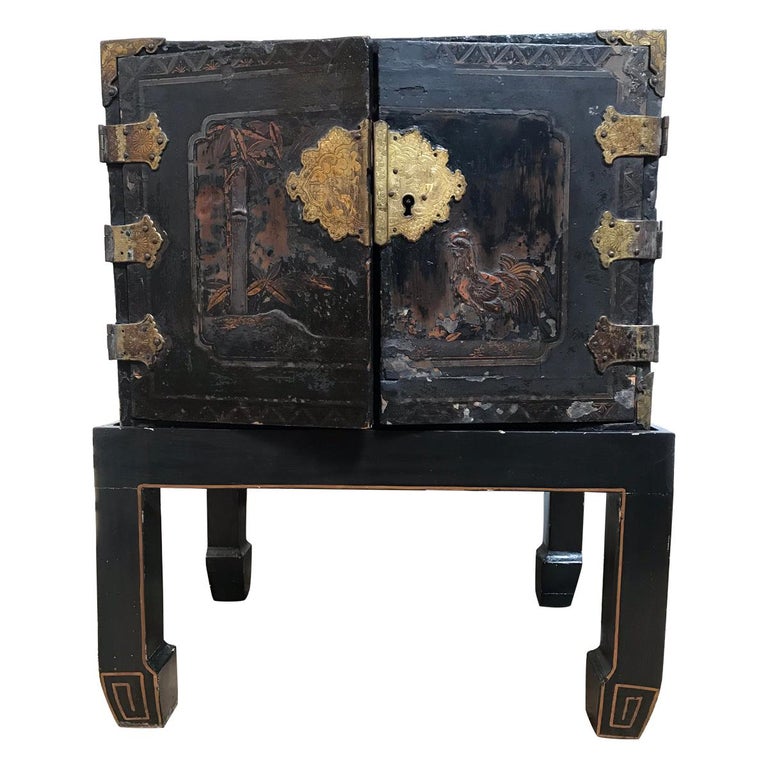 18th Century Small Black Jewelry Chest For Sale