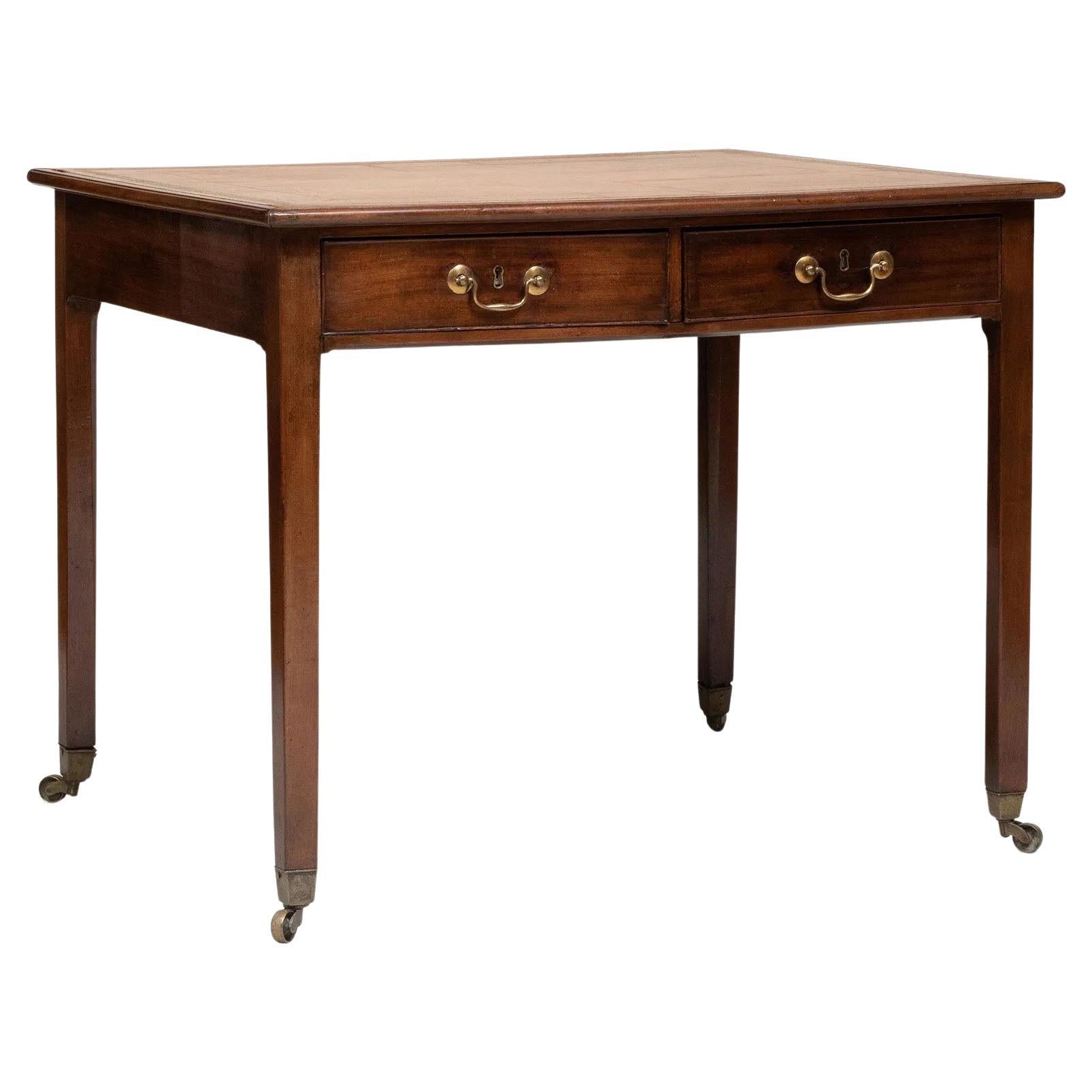 18th Century Small George III Mahogany and Leather Writing Table For Sale